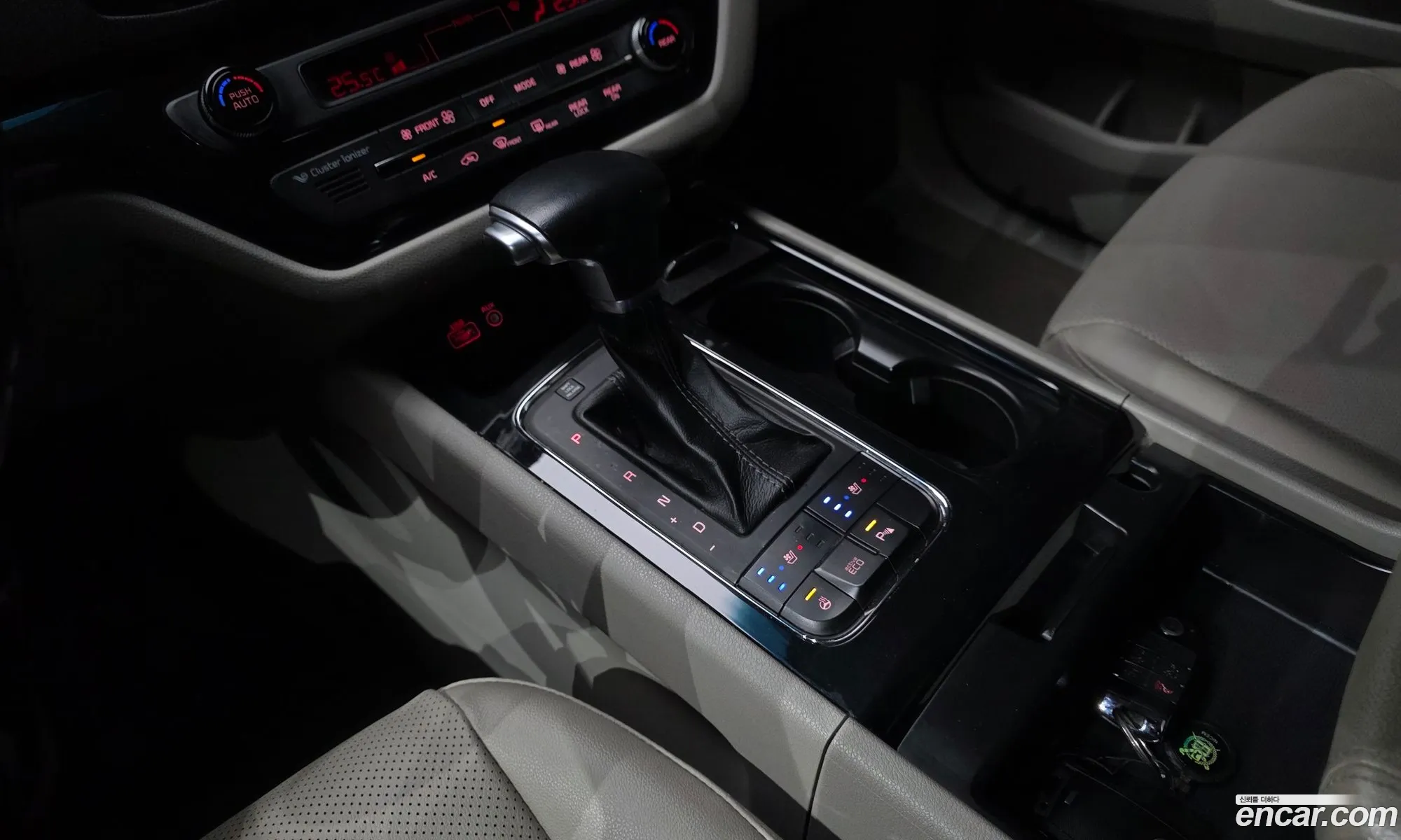Kia Carnival 2017 — 5