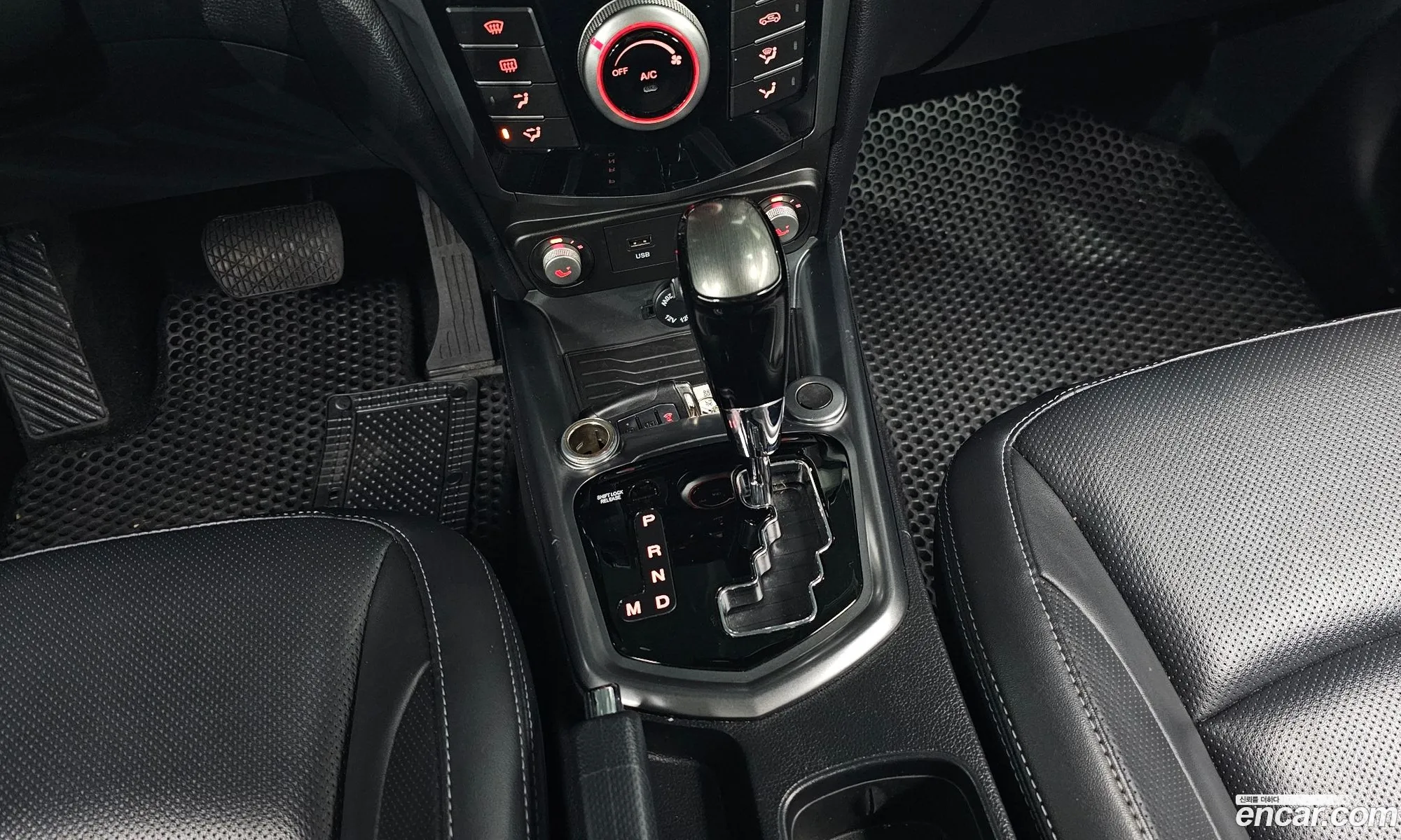 KG Mobility (SsangYong) Tivoli Armour 2017 — 15