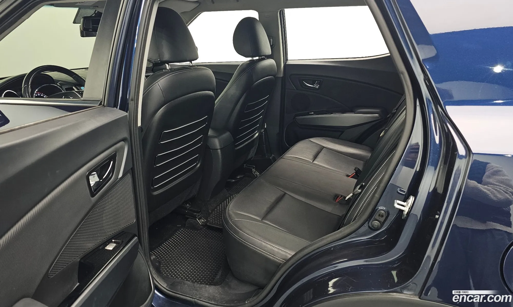 KG Mobility (SsangYong) Tivoli Armour 2017 — 14