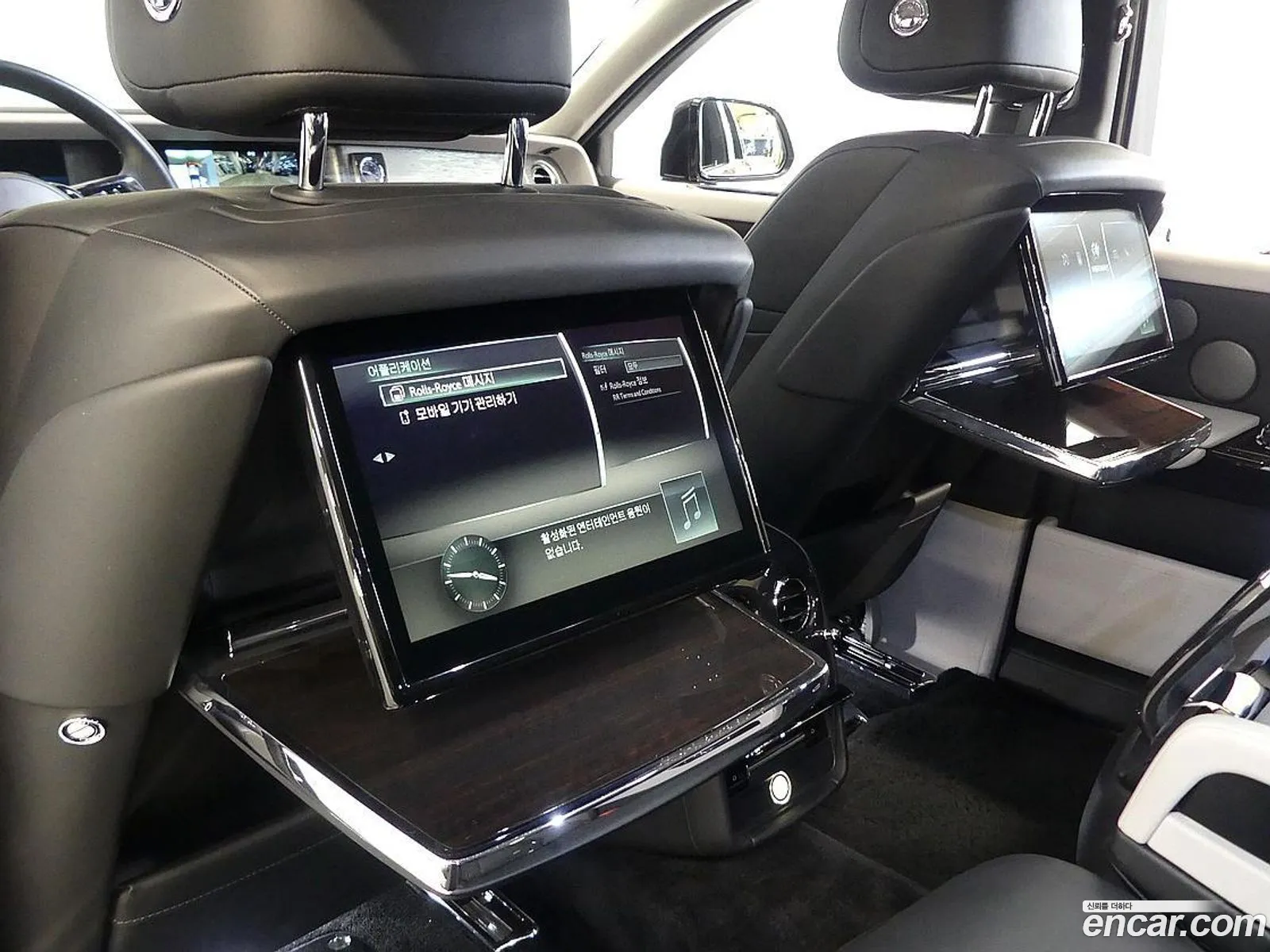 Rolls-Royce Phantom 2021 — 8