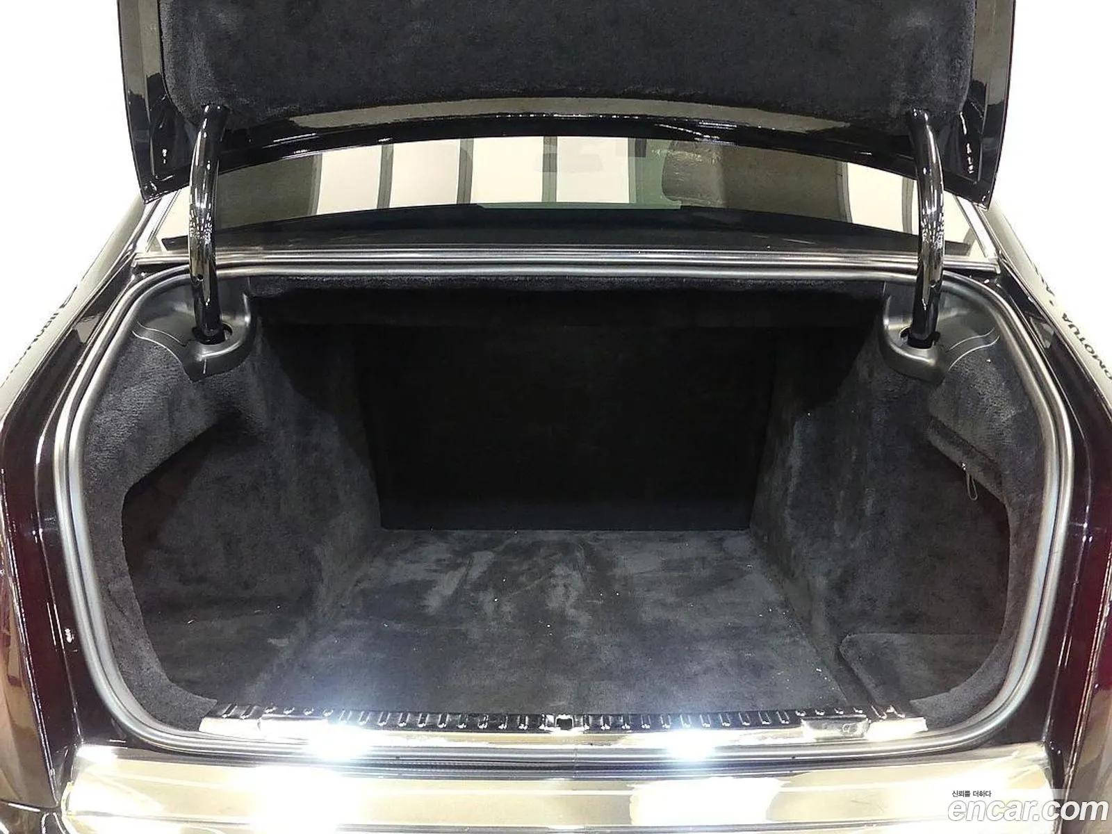 Rolls-Royce Phantom 2021 — 13