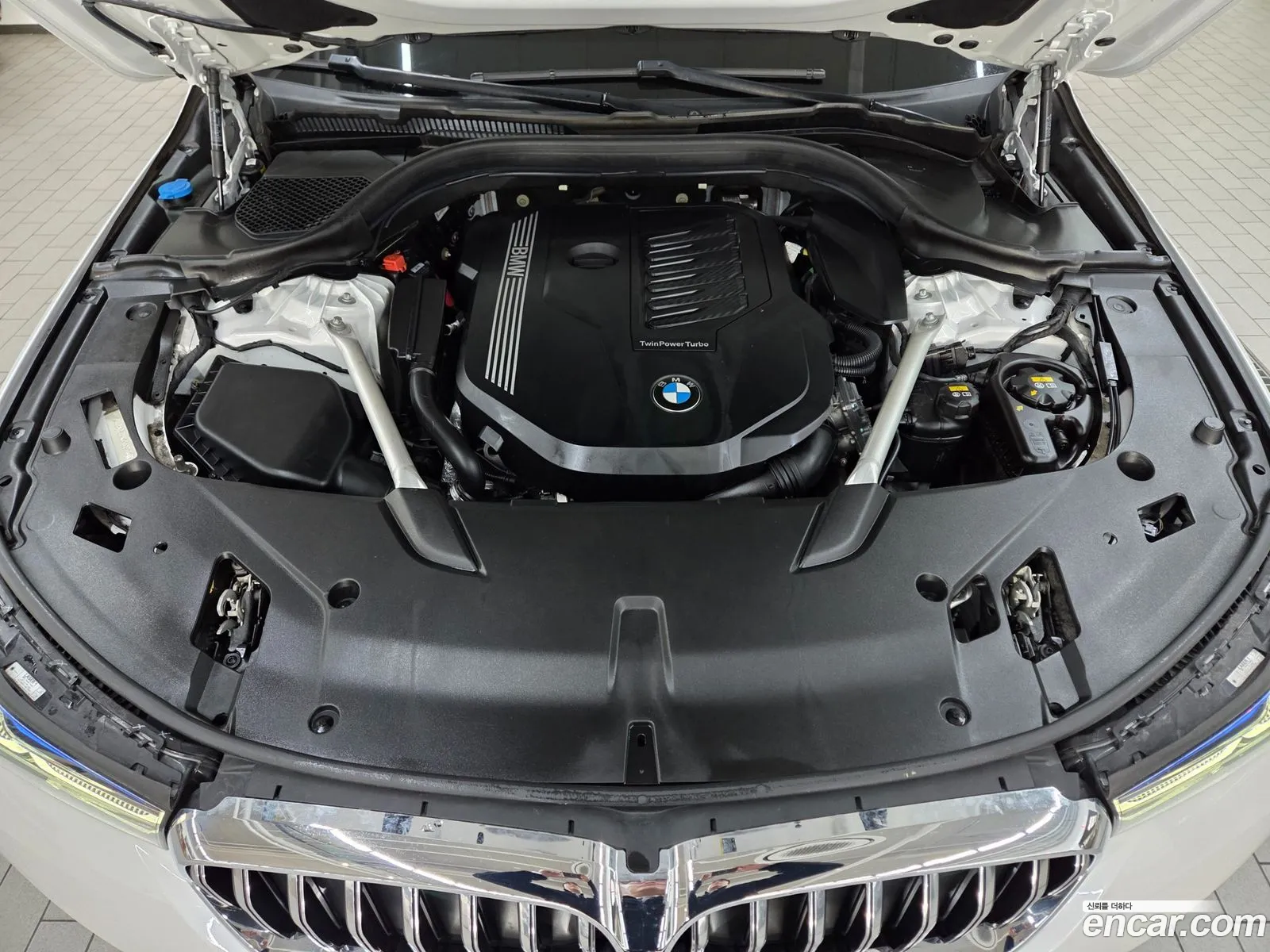 BMW 6 Series GT 2021 — 12