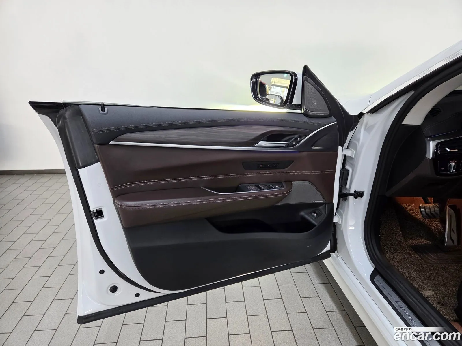 BMW 6 Series GT 2021 — 9