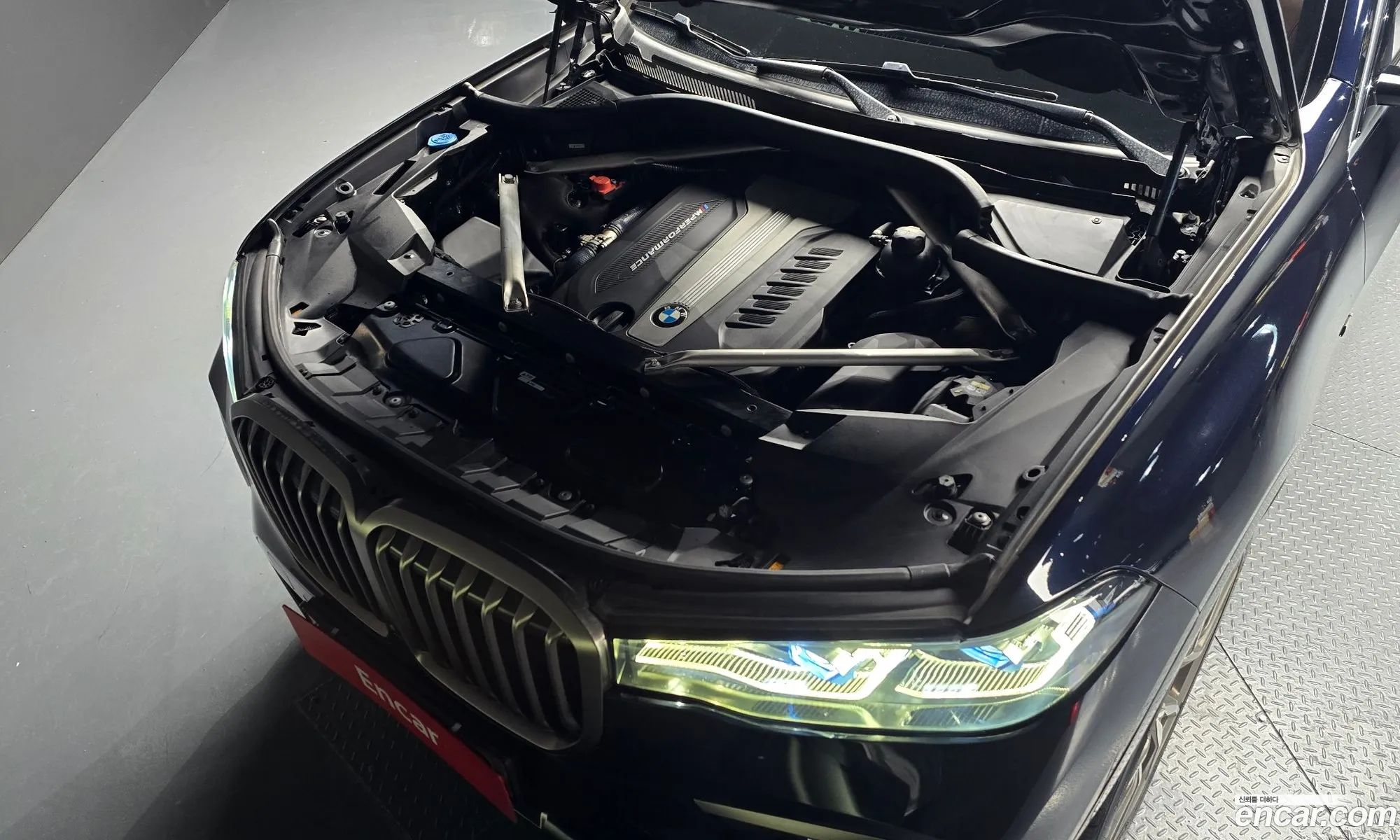 BMW X7 2020 WBACW0105L9D04113 — 4
