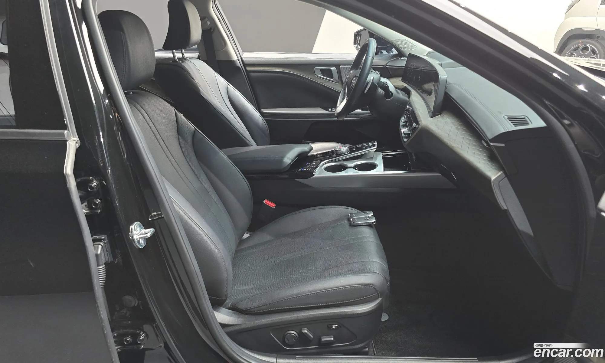 Kia K8 2023 — 20