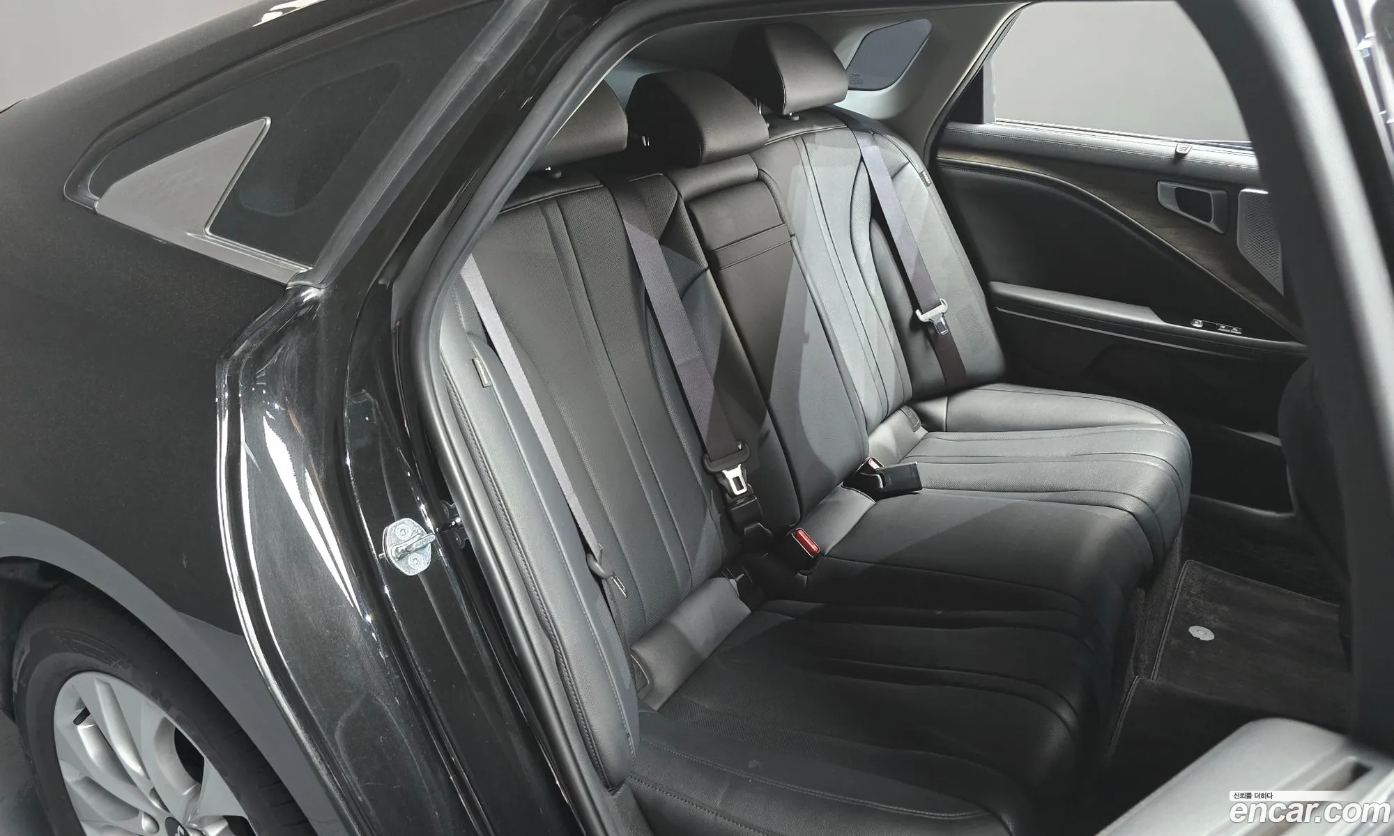 Kia K8 2023 — 19
