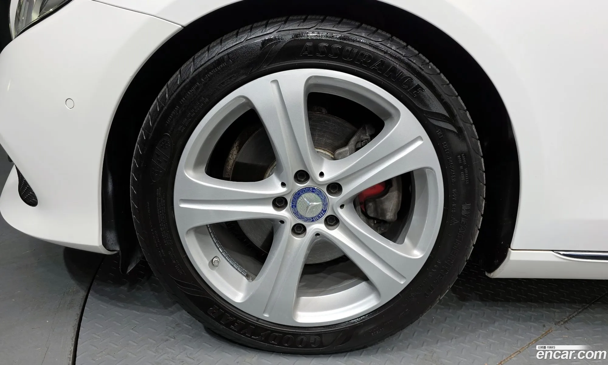 Mercedes-Benz E-Class W213 2016 WDDZF0EB3HA106065 — 19