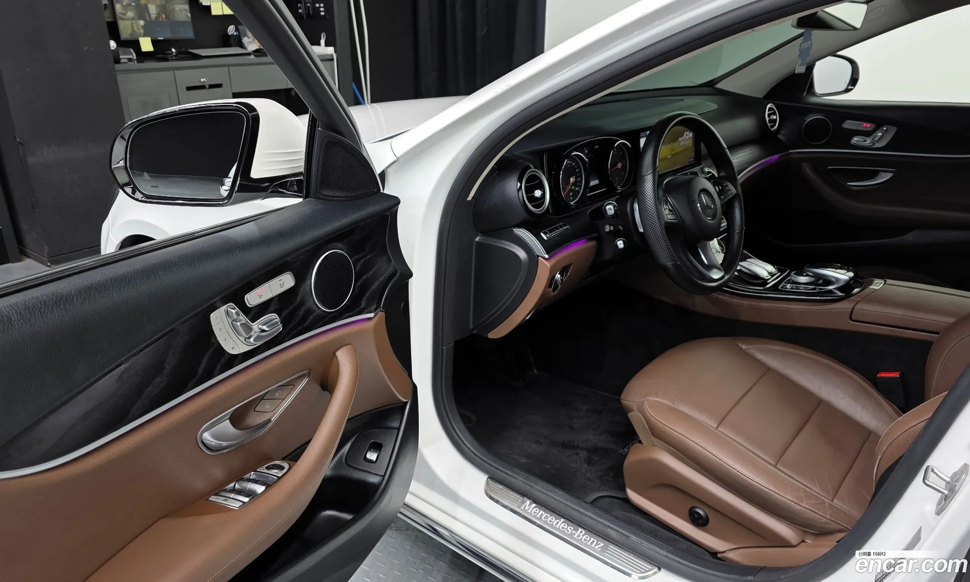 Mercedes-Benz E-Class W213 2016 WDDZF0EB3HA106065 — 20