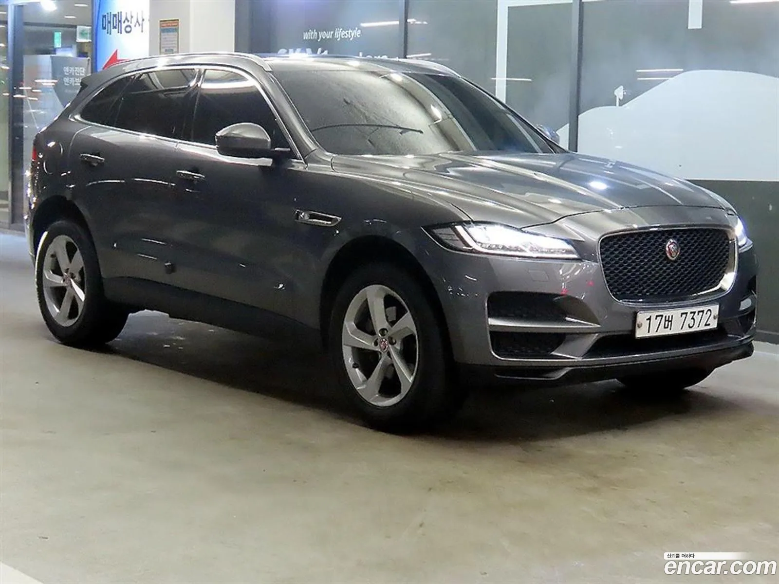 Jaguar F-Pace 2019 — 18