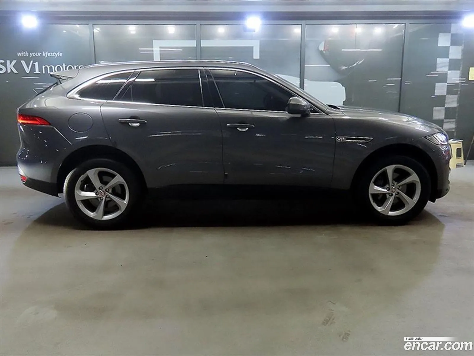 Jaguar F-Pace 2019 — 17