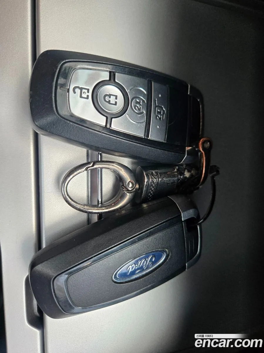 Ford Explorer 6th Gen 2021 — 19