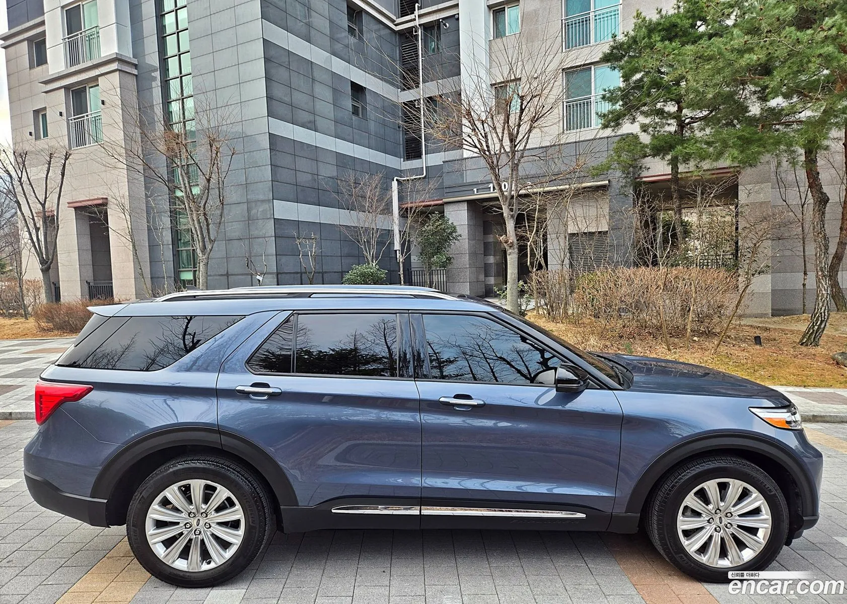 Ford Explorer 6th Gen 2021 — 13
