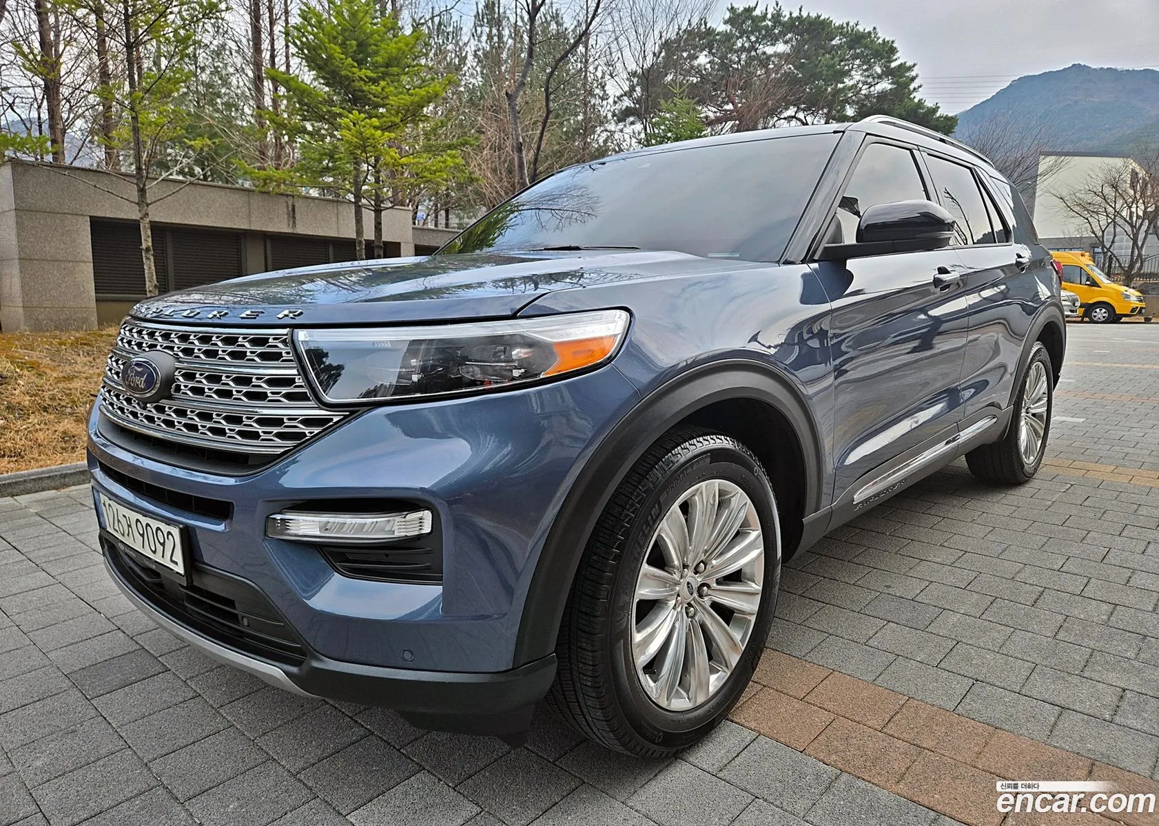 Ford Explorer 6th Gen 2021 — 16