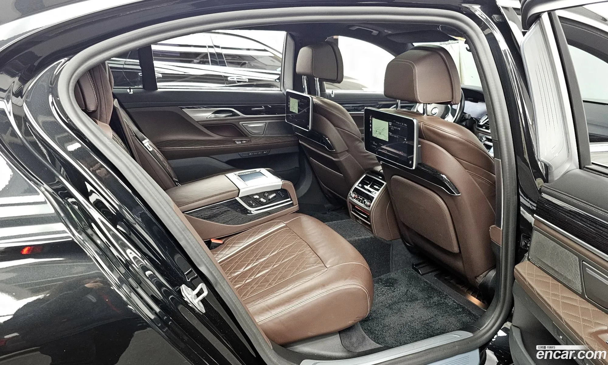 BMW 7 Series 2021 — 7