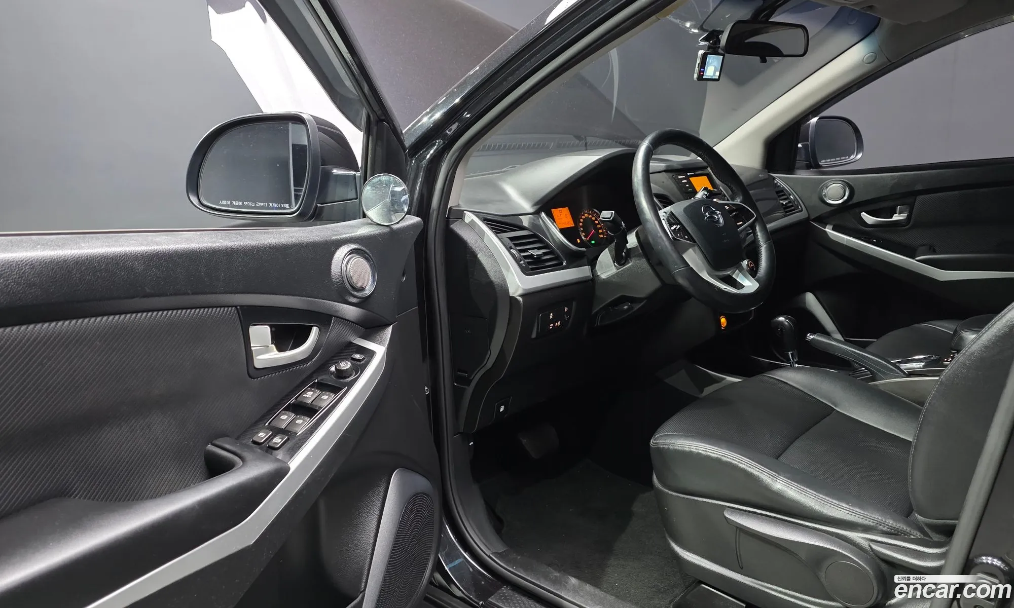 KG Mobility (SsangYong) Style Korando C 2017 — 17