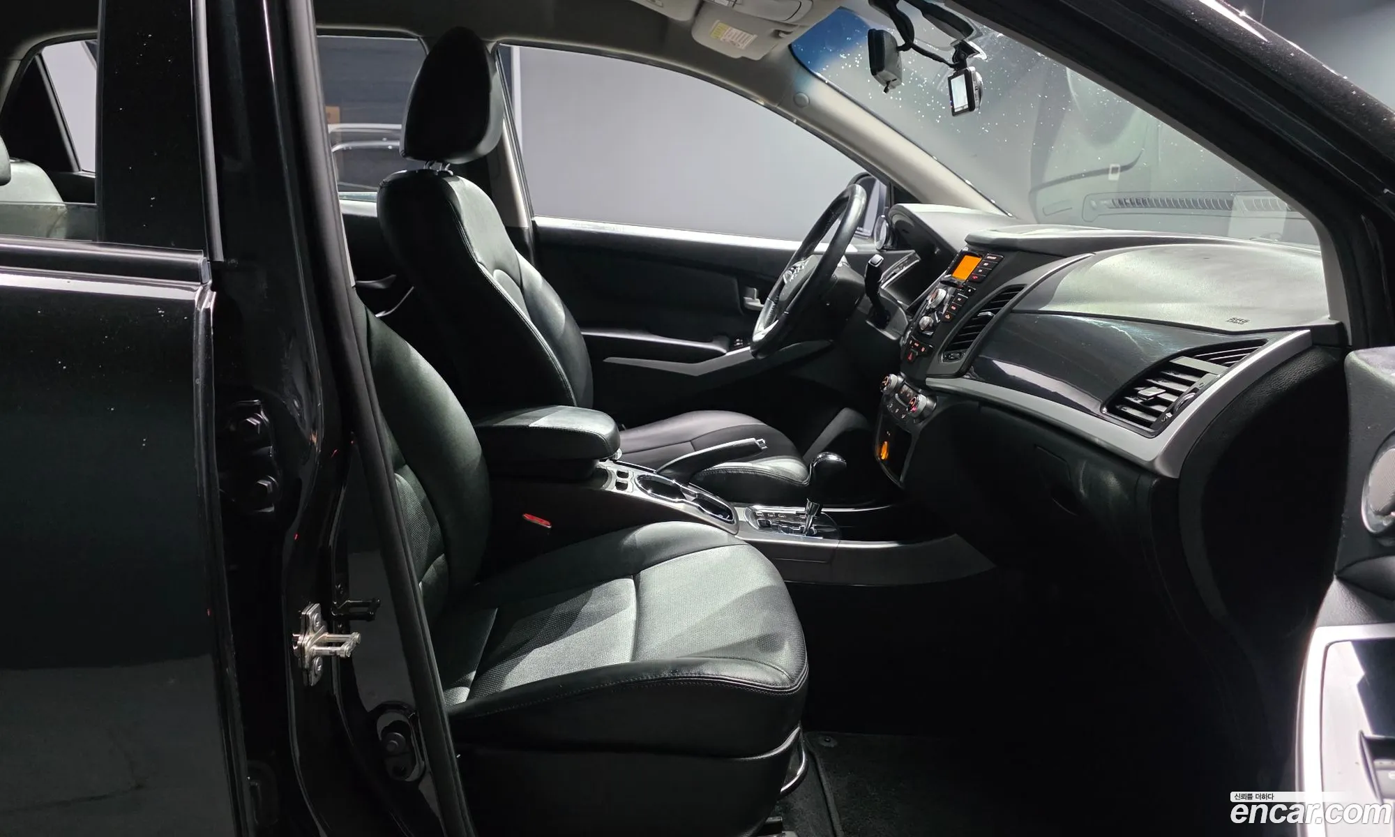KG Mobility (SsangYong) Style Korando C 2017 — 15