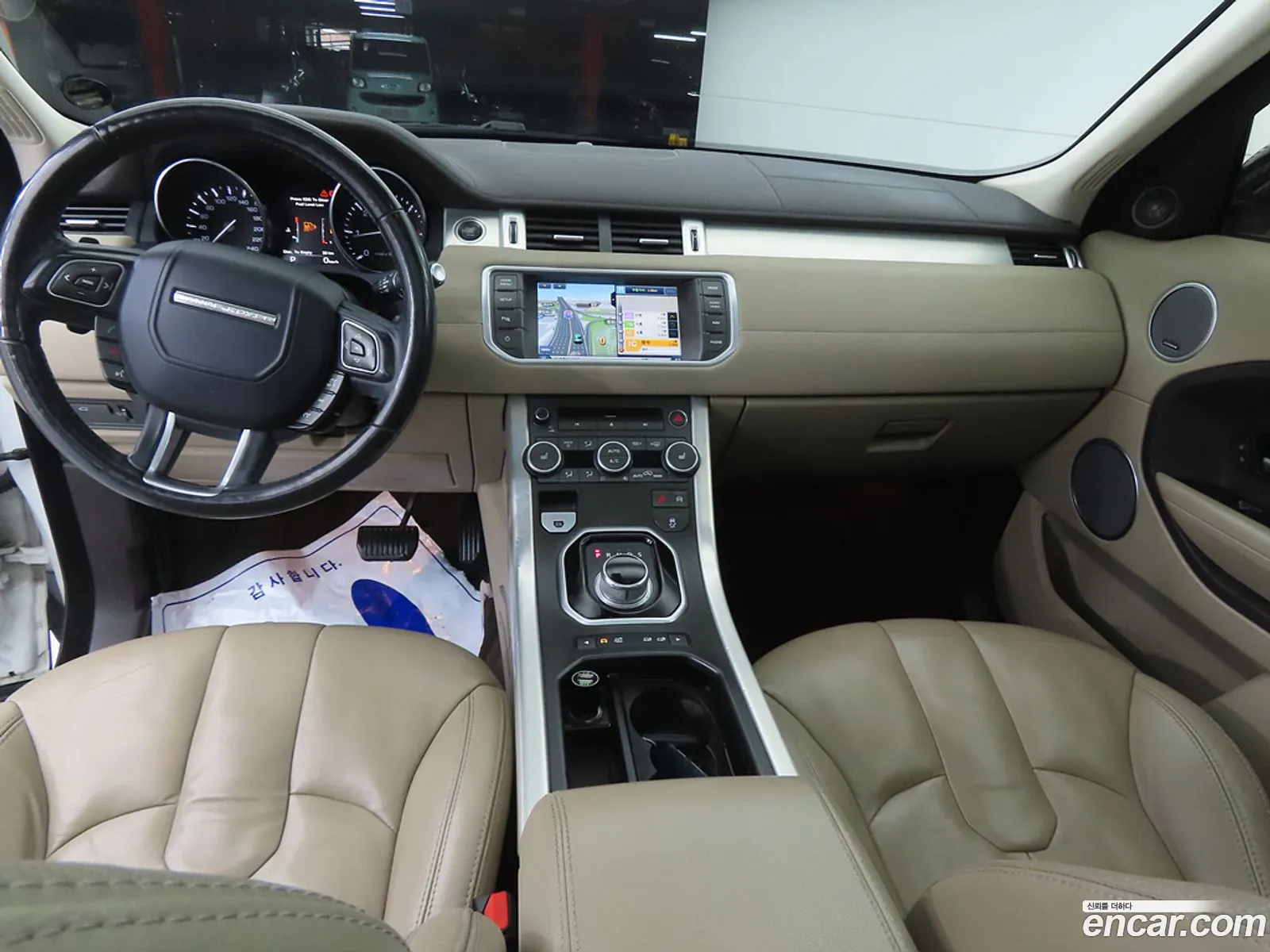 Land Rover Range Rover Evoque 2014 — 19