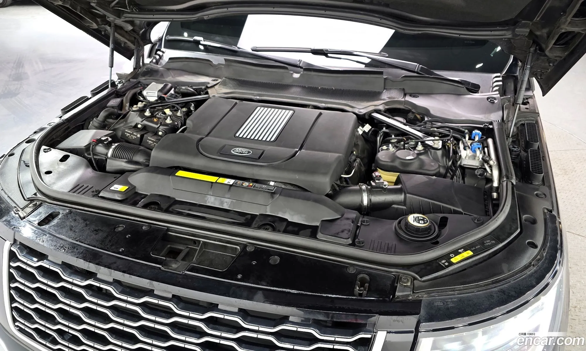 Land Rover Range Rover 2020 — 18