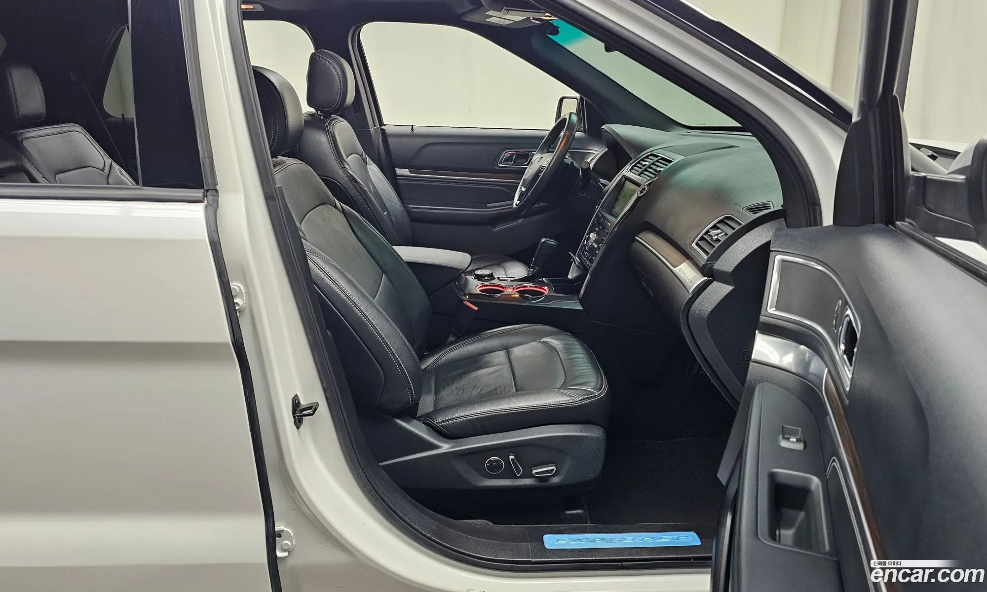Ford Explorer 2016 — 6