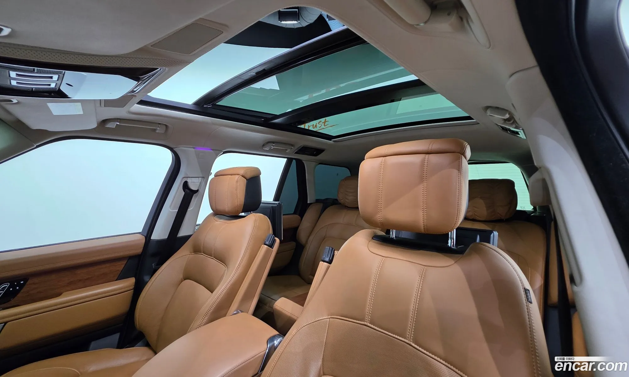 Land Rover Range Rover 2021 — 3