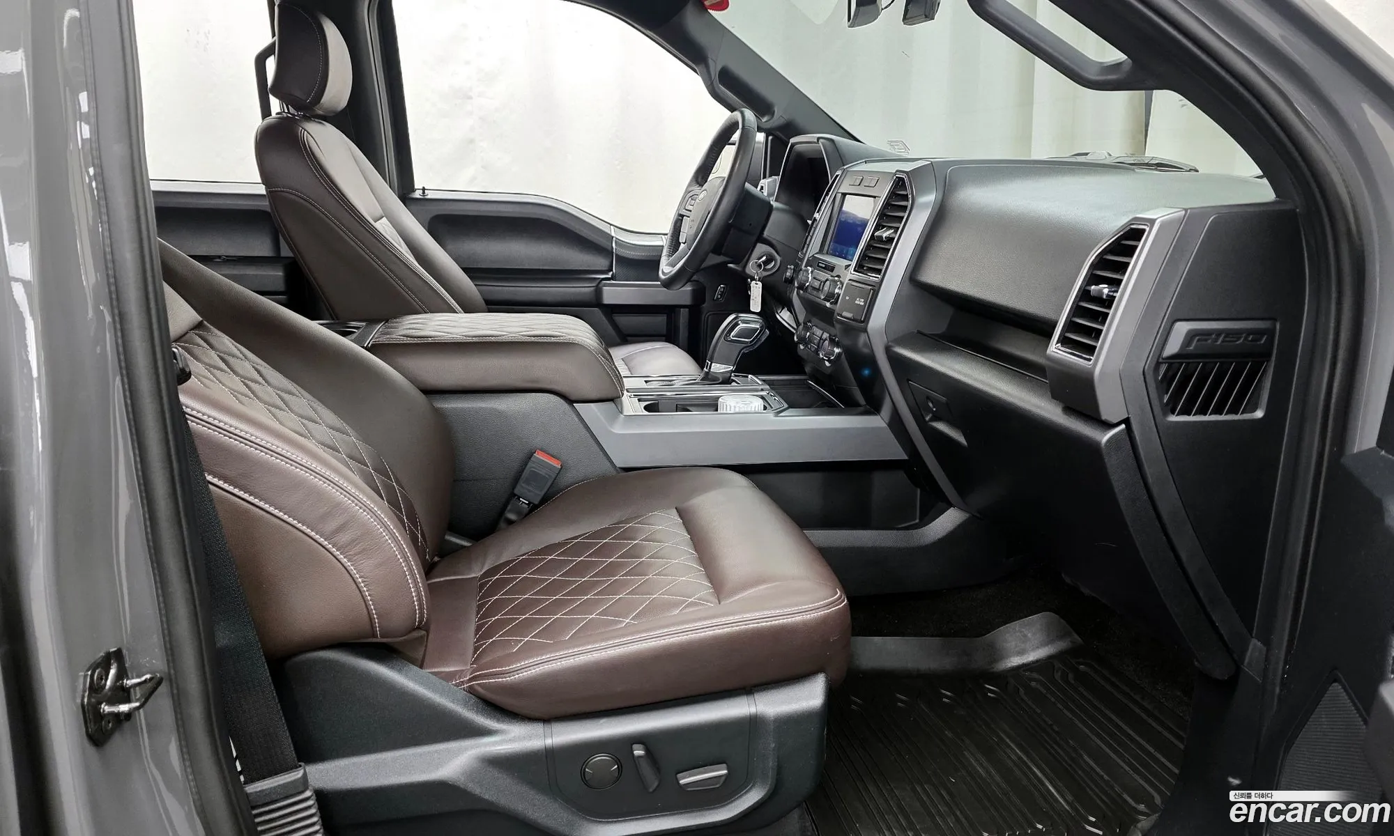 Ford F-150 2020 — 17