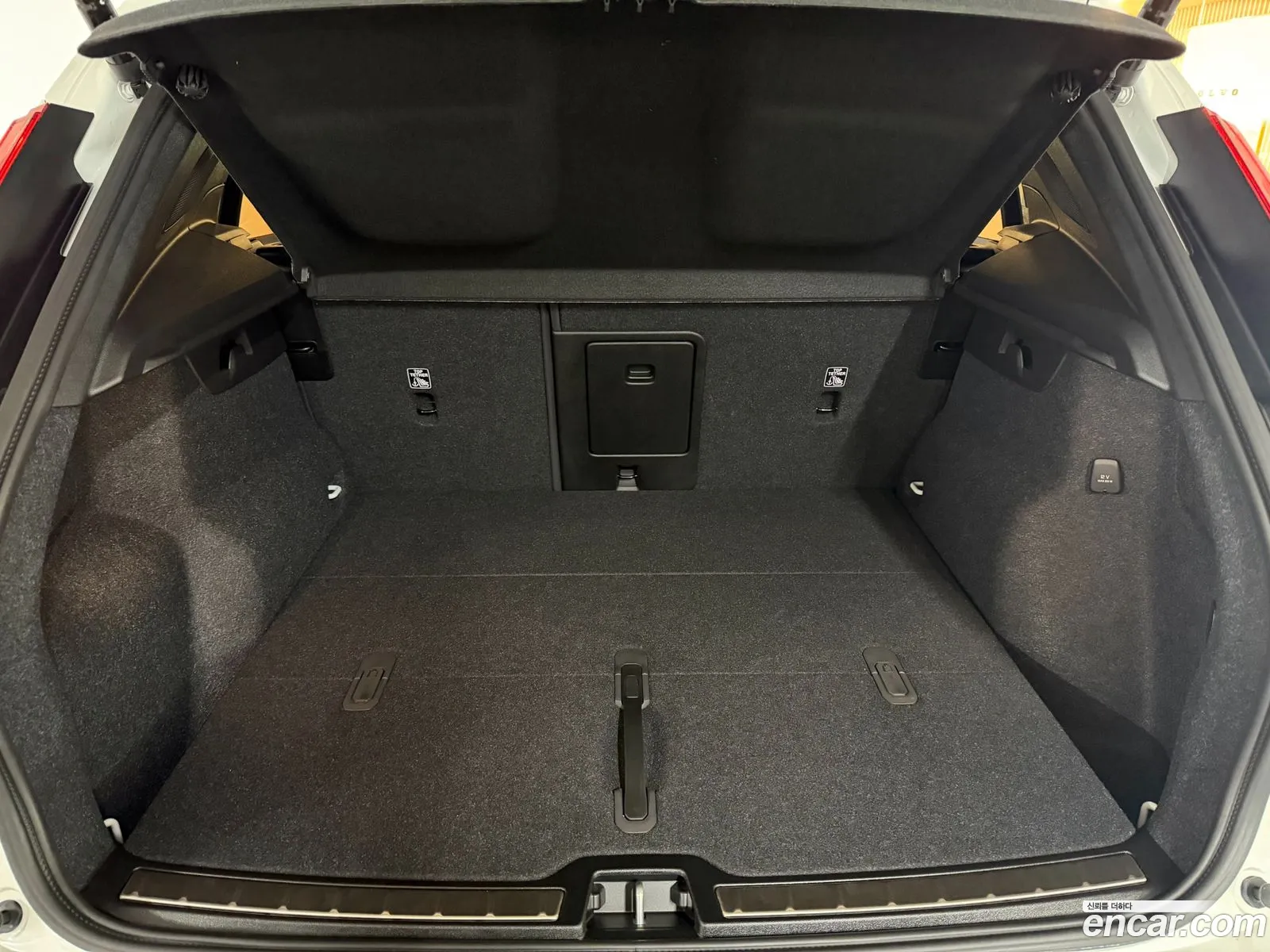 Volvo XC40 2025 — 14
