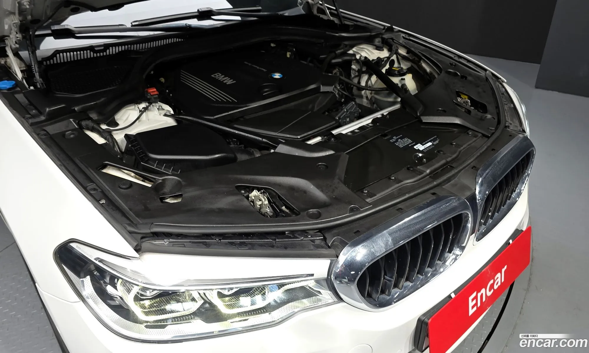 BMW 5 Series 2017 WBAJC5105JWB84843 — 2