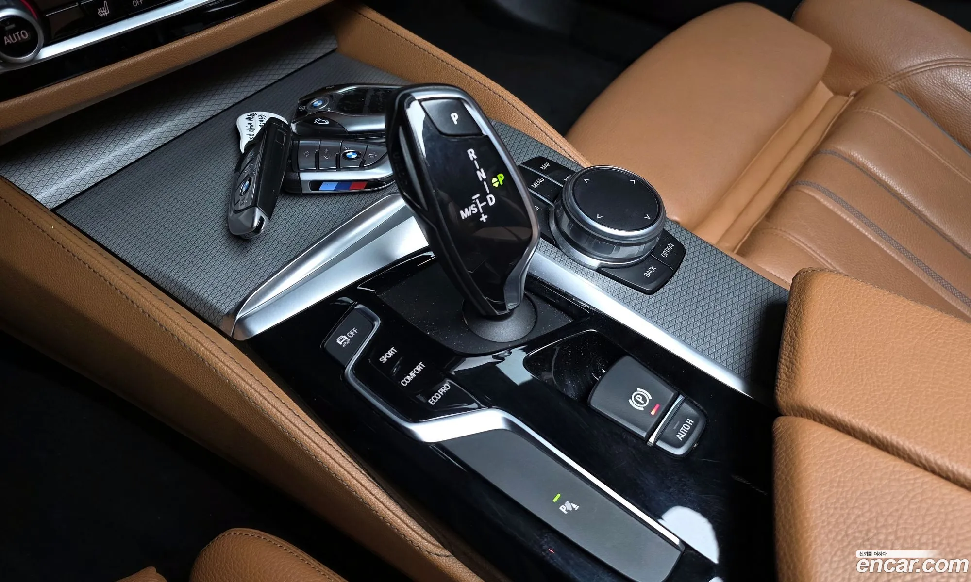 BMW 5 Series 2017 WBAJC5105JWB84843 — 17