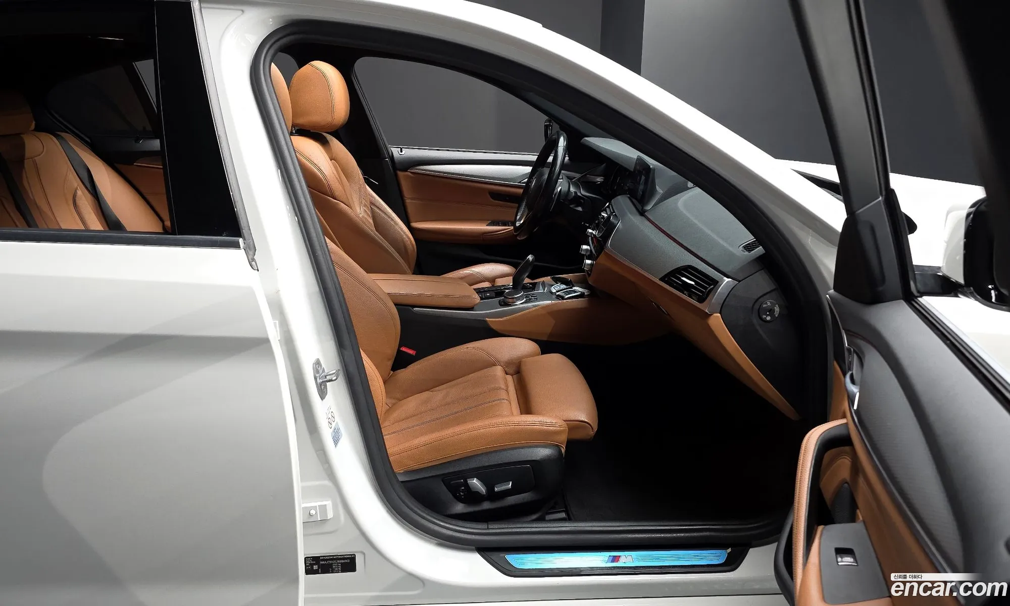 BMW 5 Series 2017 WBAJC5105JWB84843 — 12
