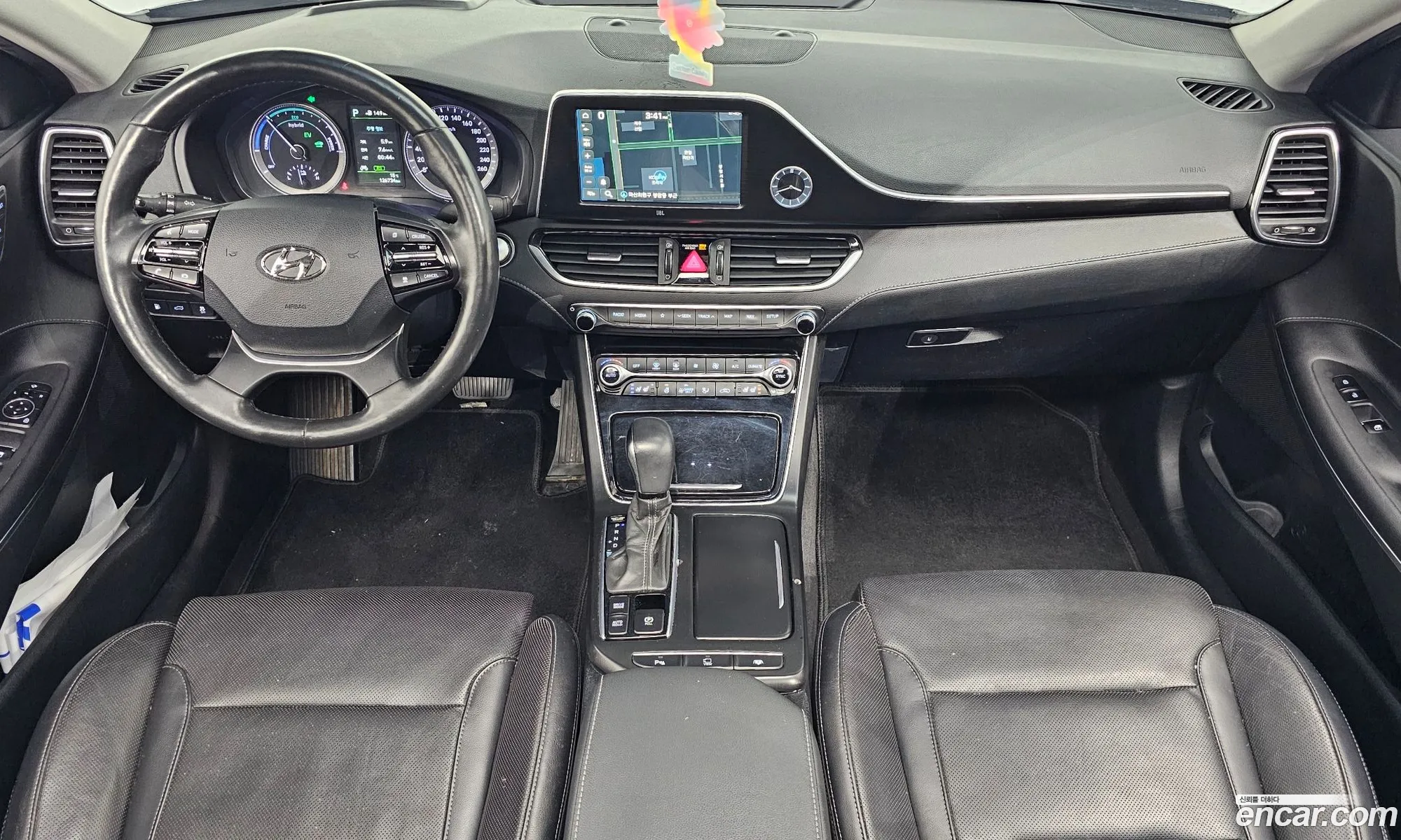 Hyundai Grandeur IG Hybrid 2017 — 4