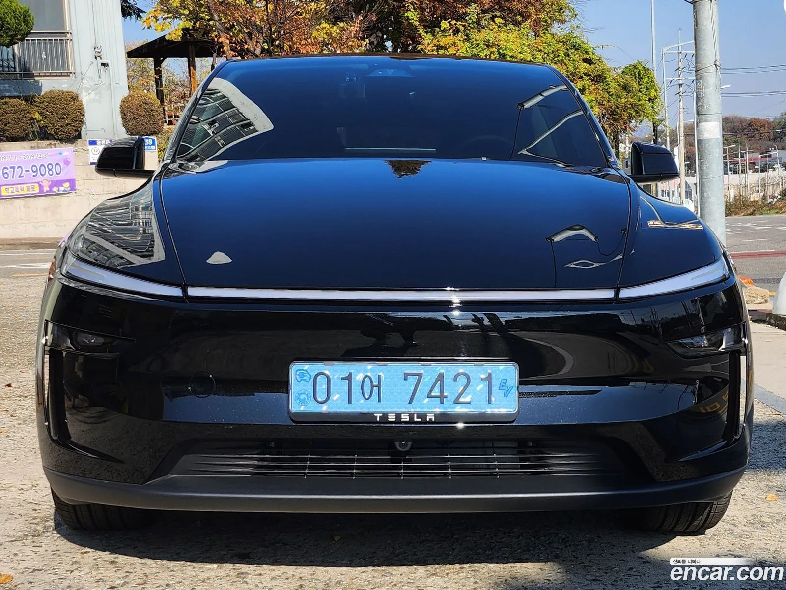Tesla Model Y 2025 — 18