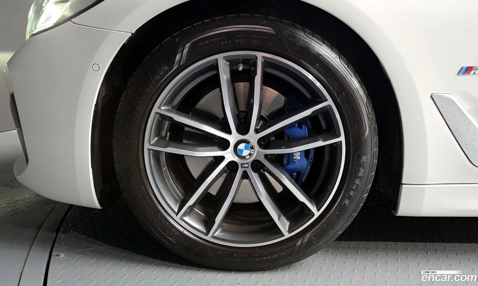 BMW 5 Series 2022 — 15