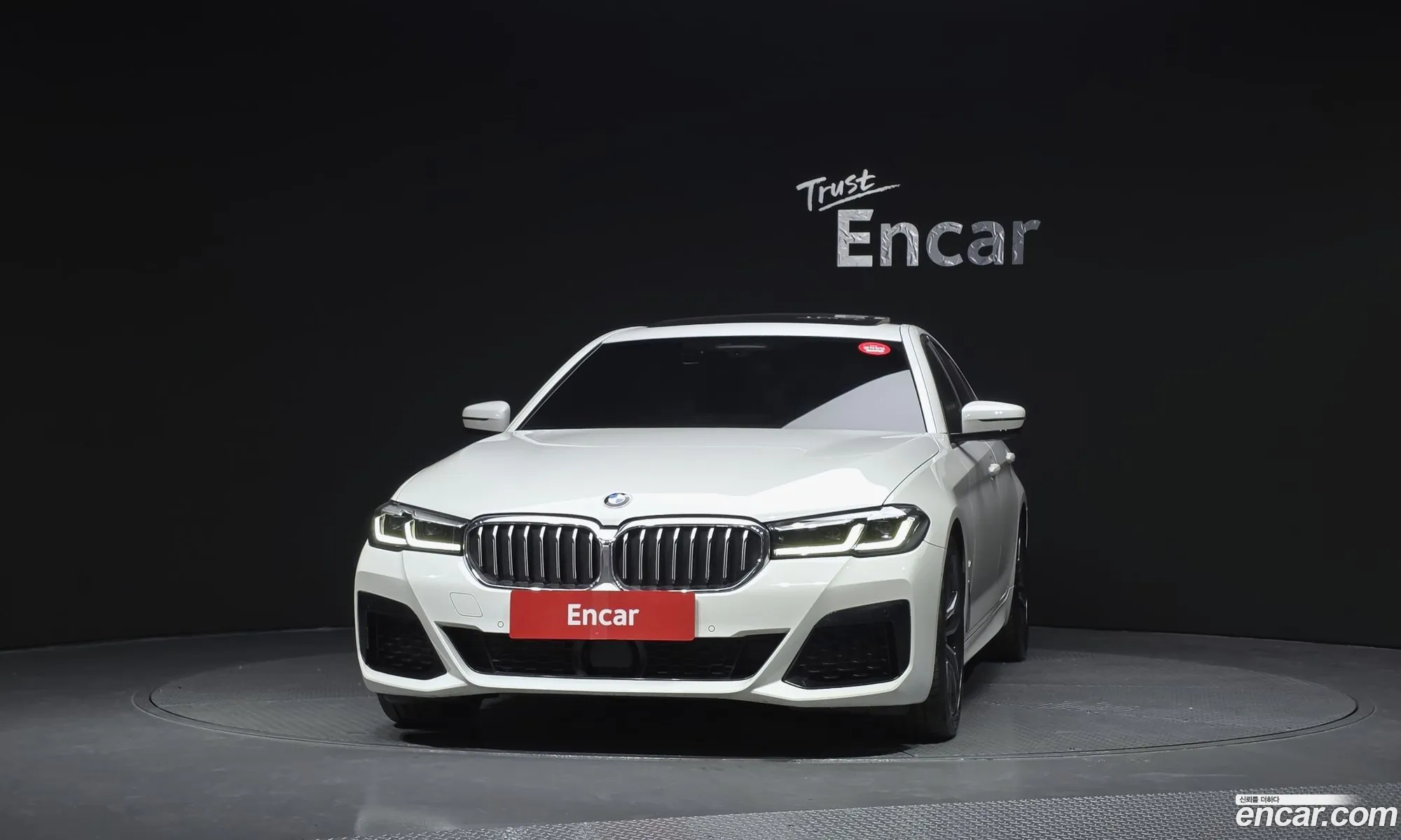 BMW 5 Series 2022 — 18