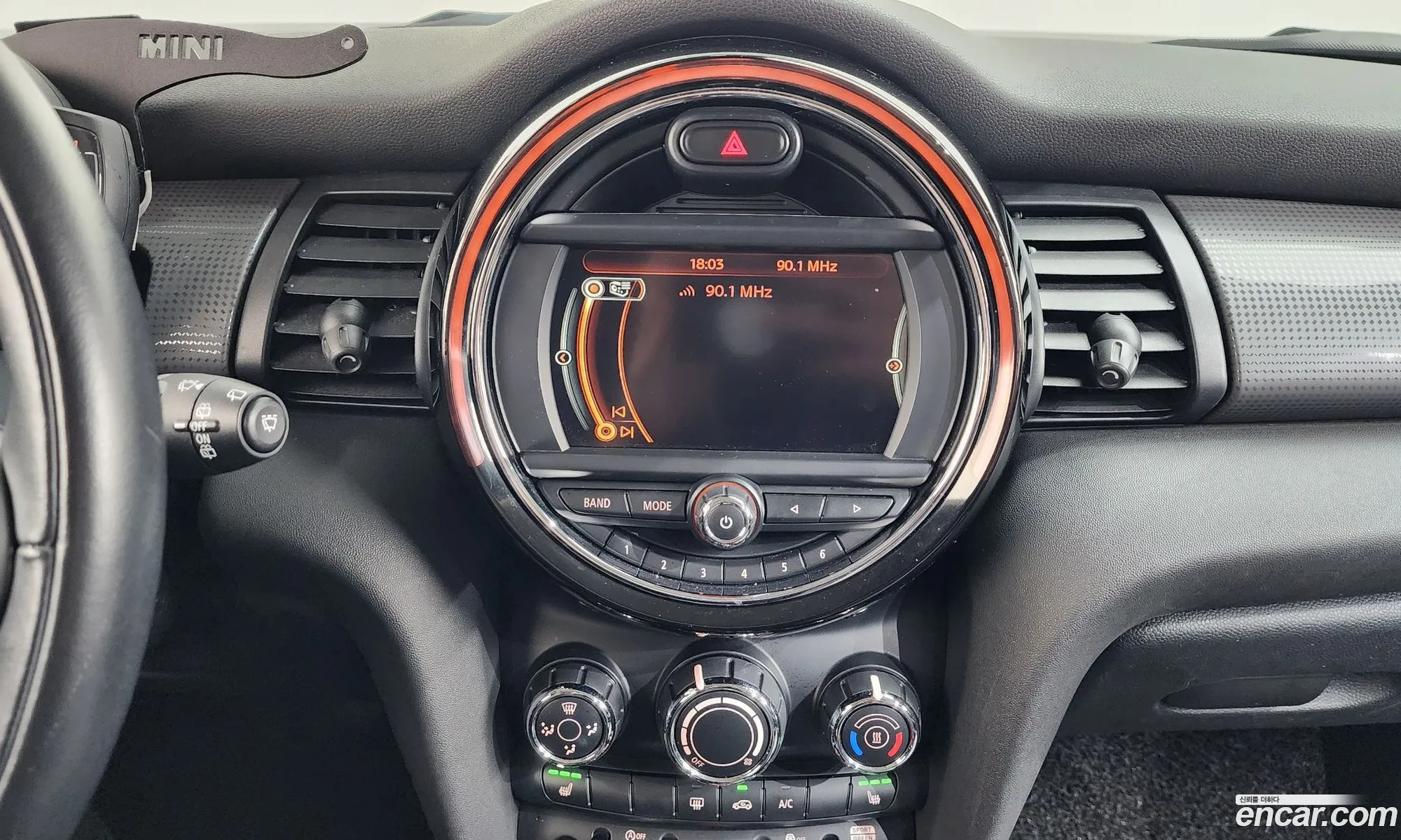 Mini Cooper 2017 — 2
