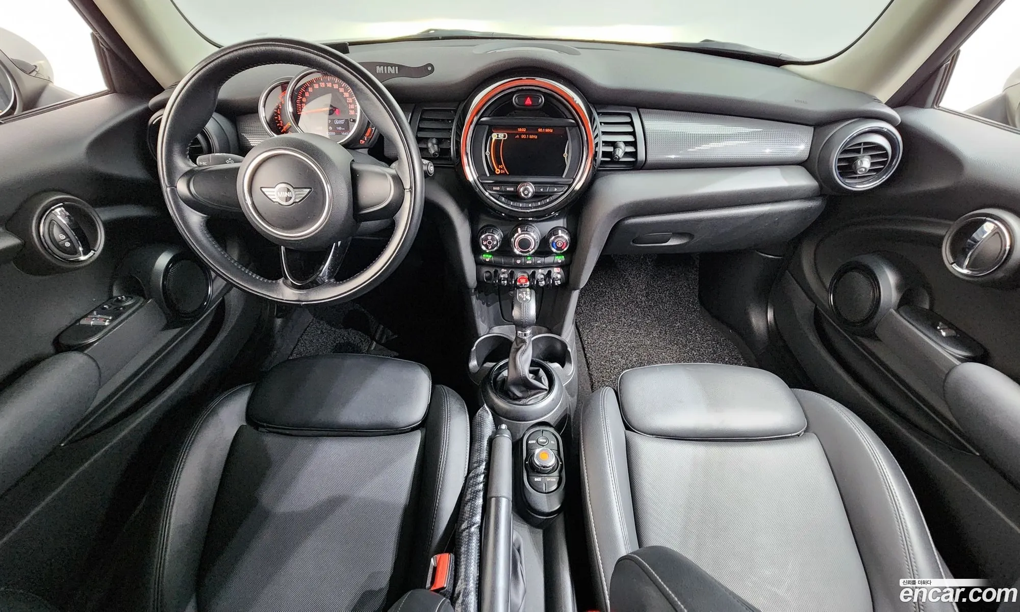 Mini Cooper 2017 — 5