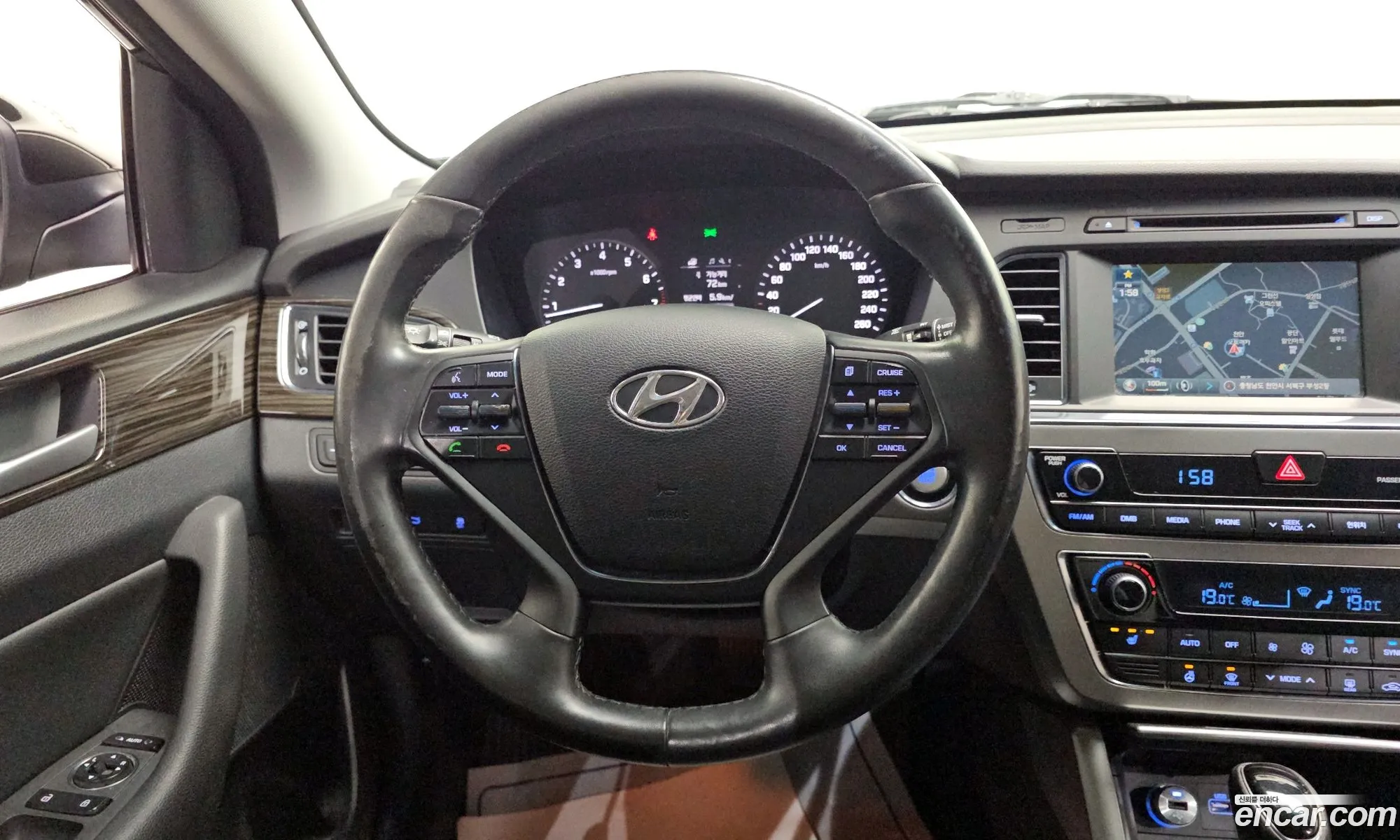 Hyundai LF Sonata