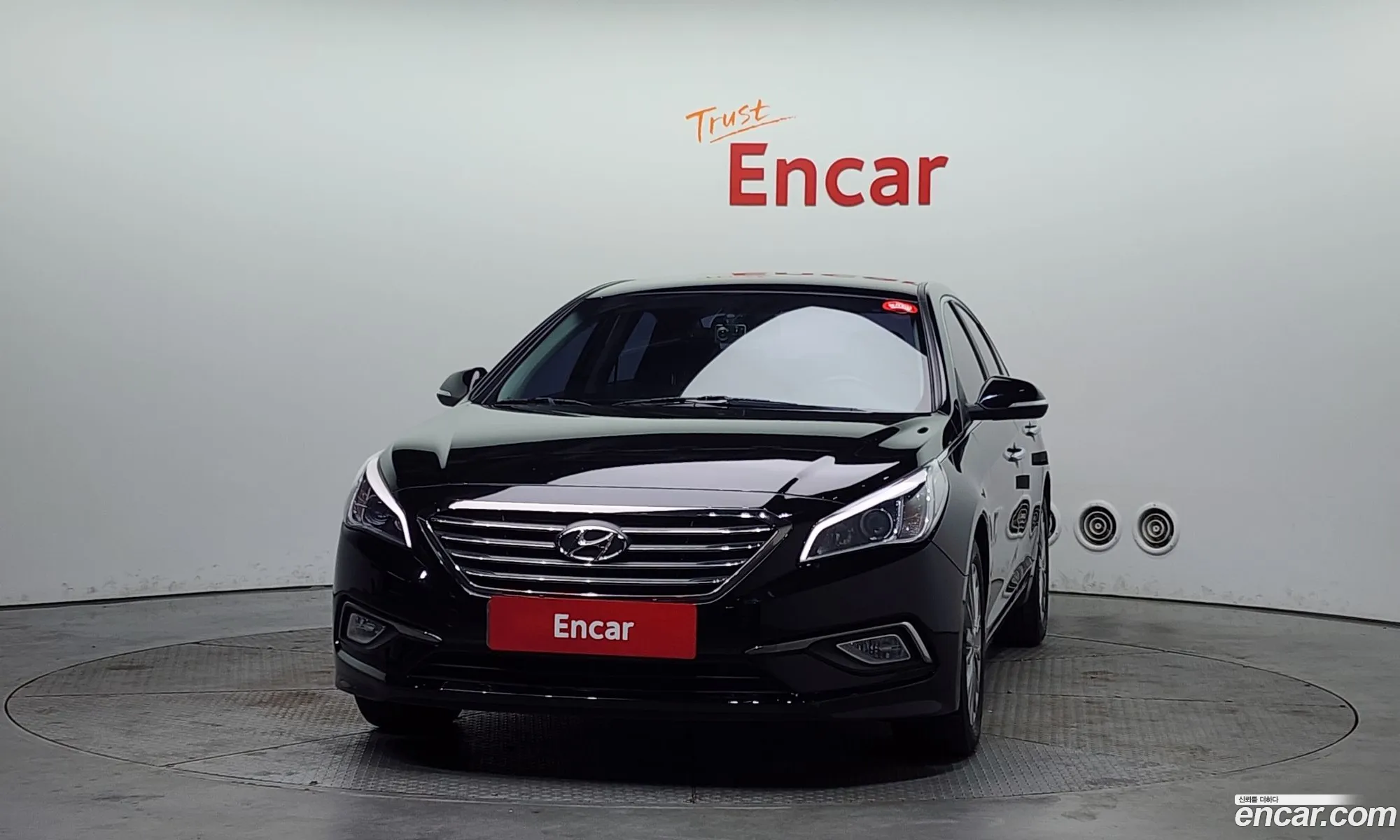 Hyundai LF Sonata 2014 KMHE341CBFA050015 — 9