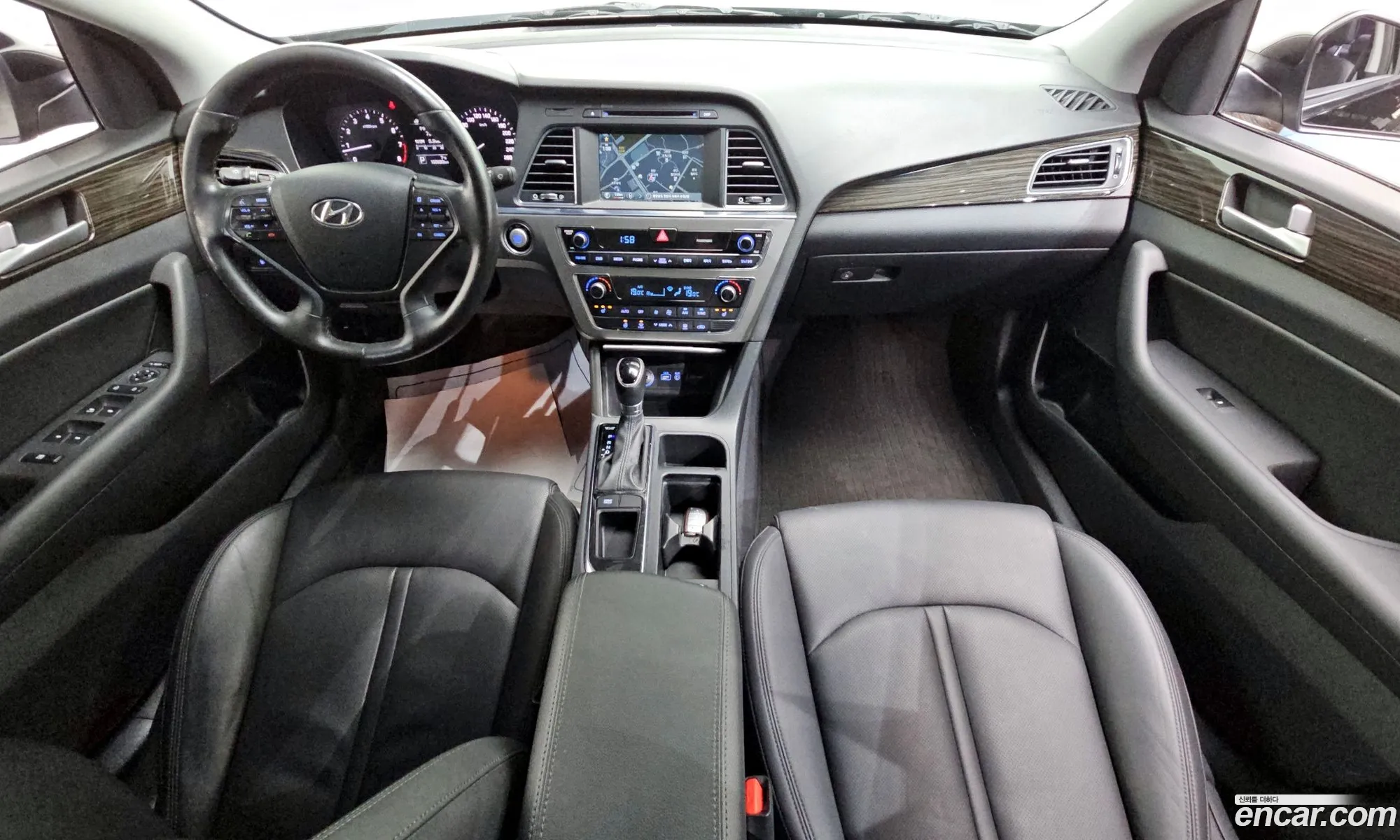 Hyundai LF Sonata 2014 KMHE341CBFA050015 — 7