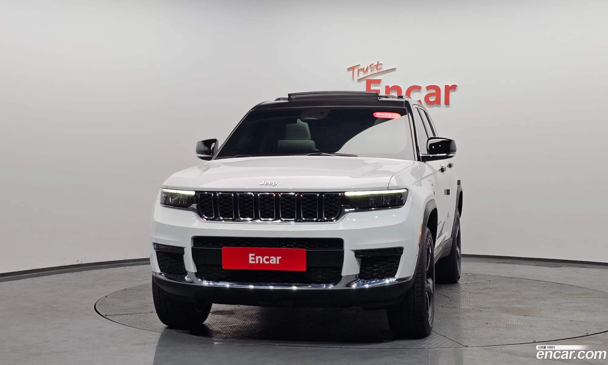 Jeep Grand Cherokee 2023 — 17