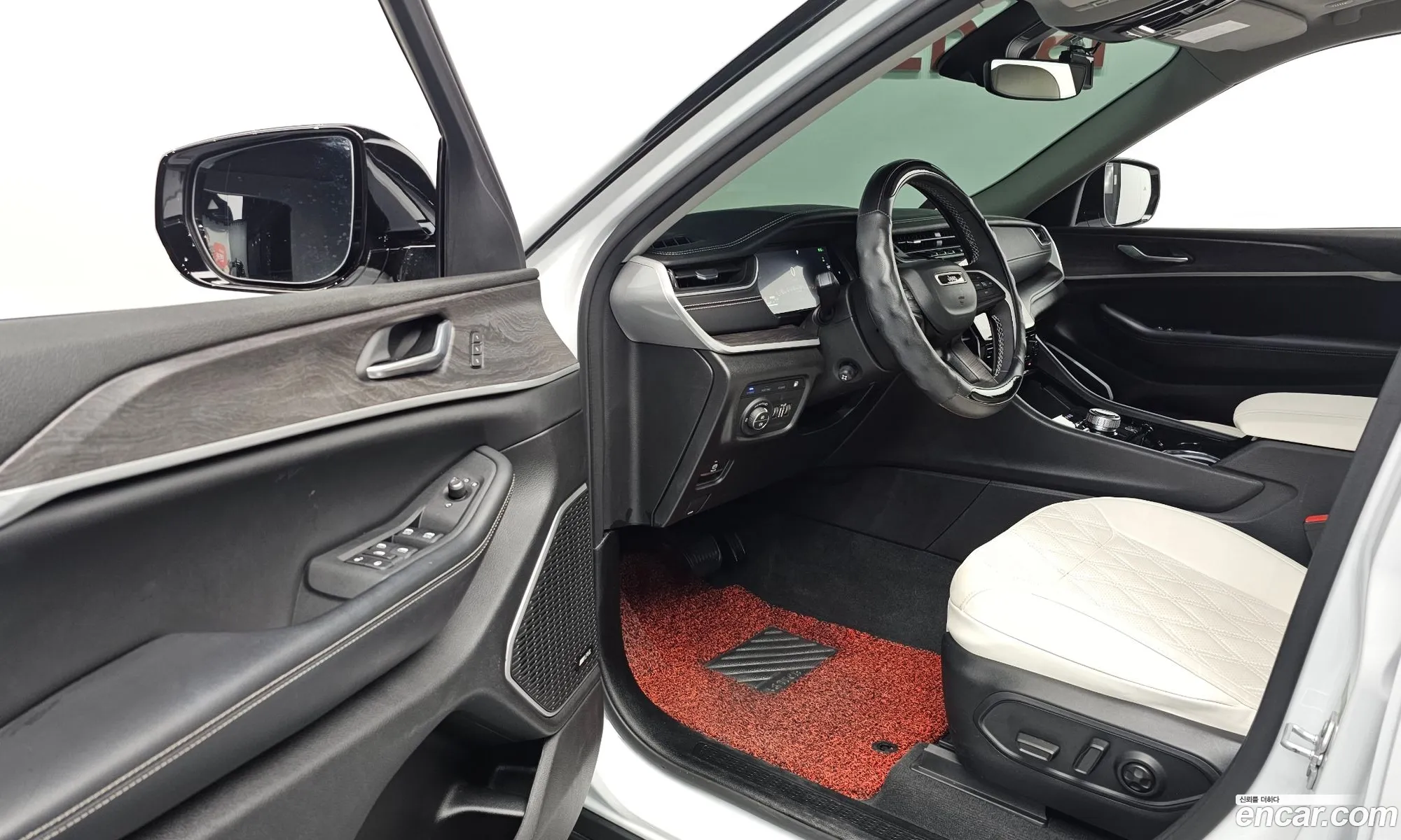 Jeep Grand Cherokee 2023 — 4