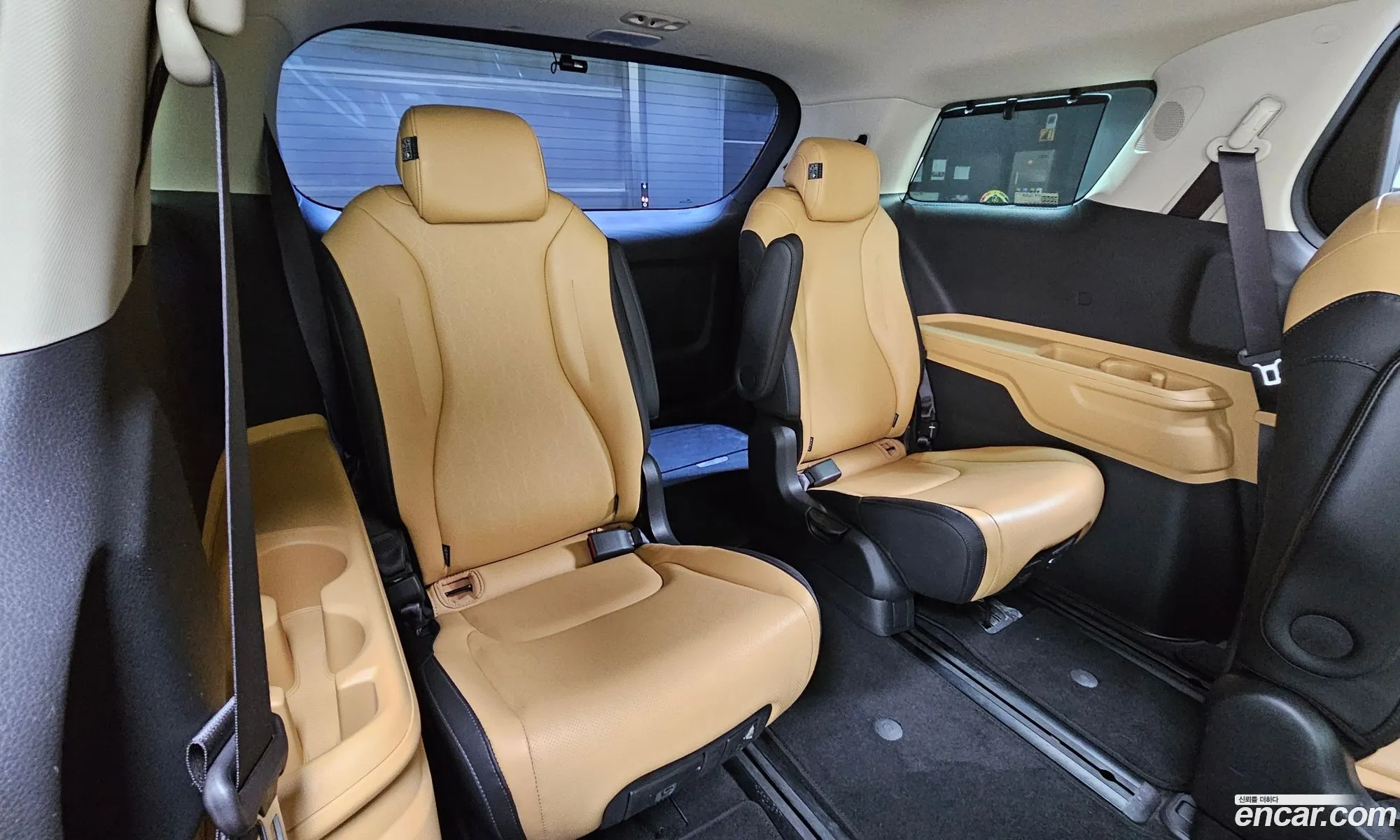 Kia Carnival 2020 — 18