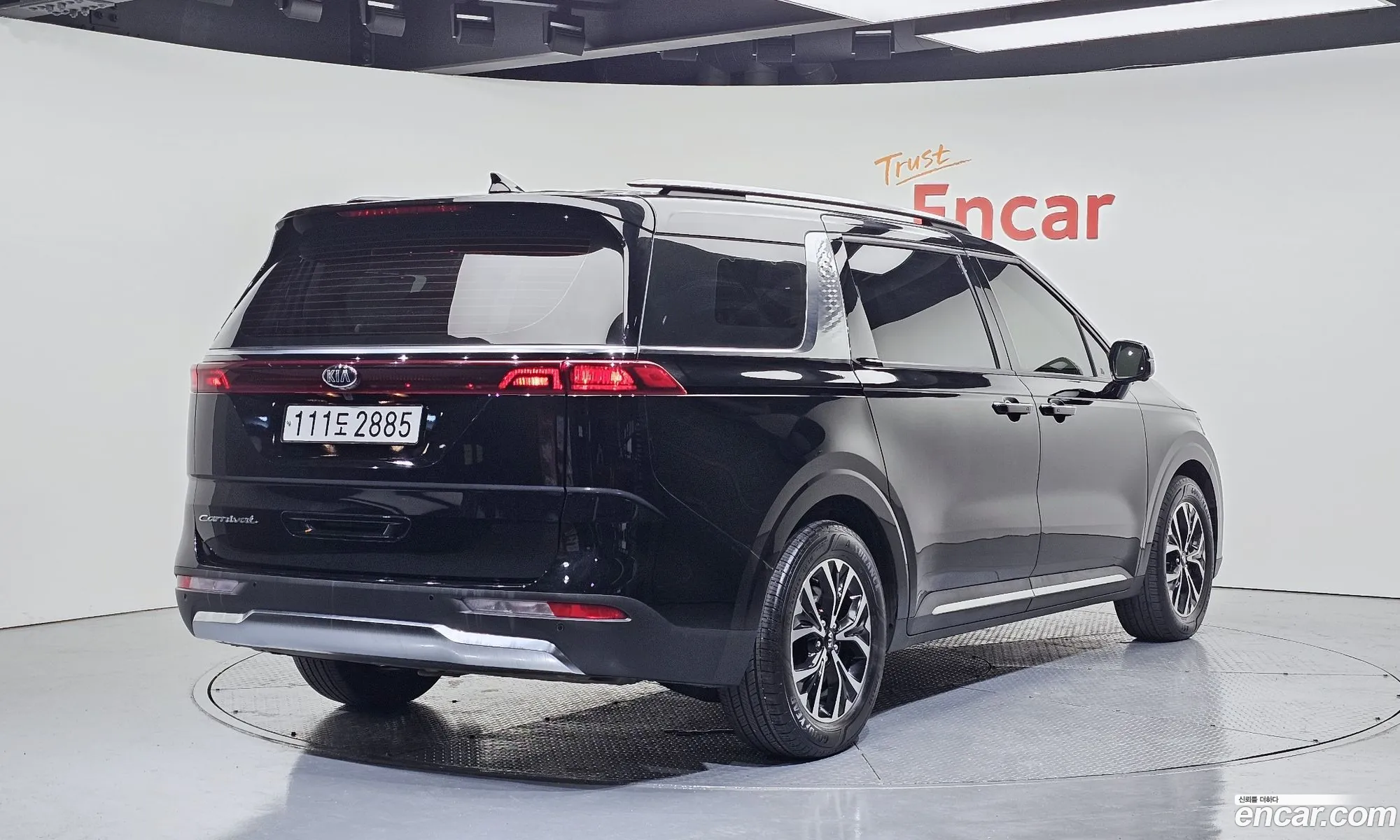 Kia Carnival 2020 — 17