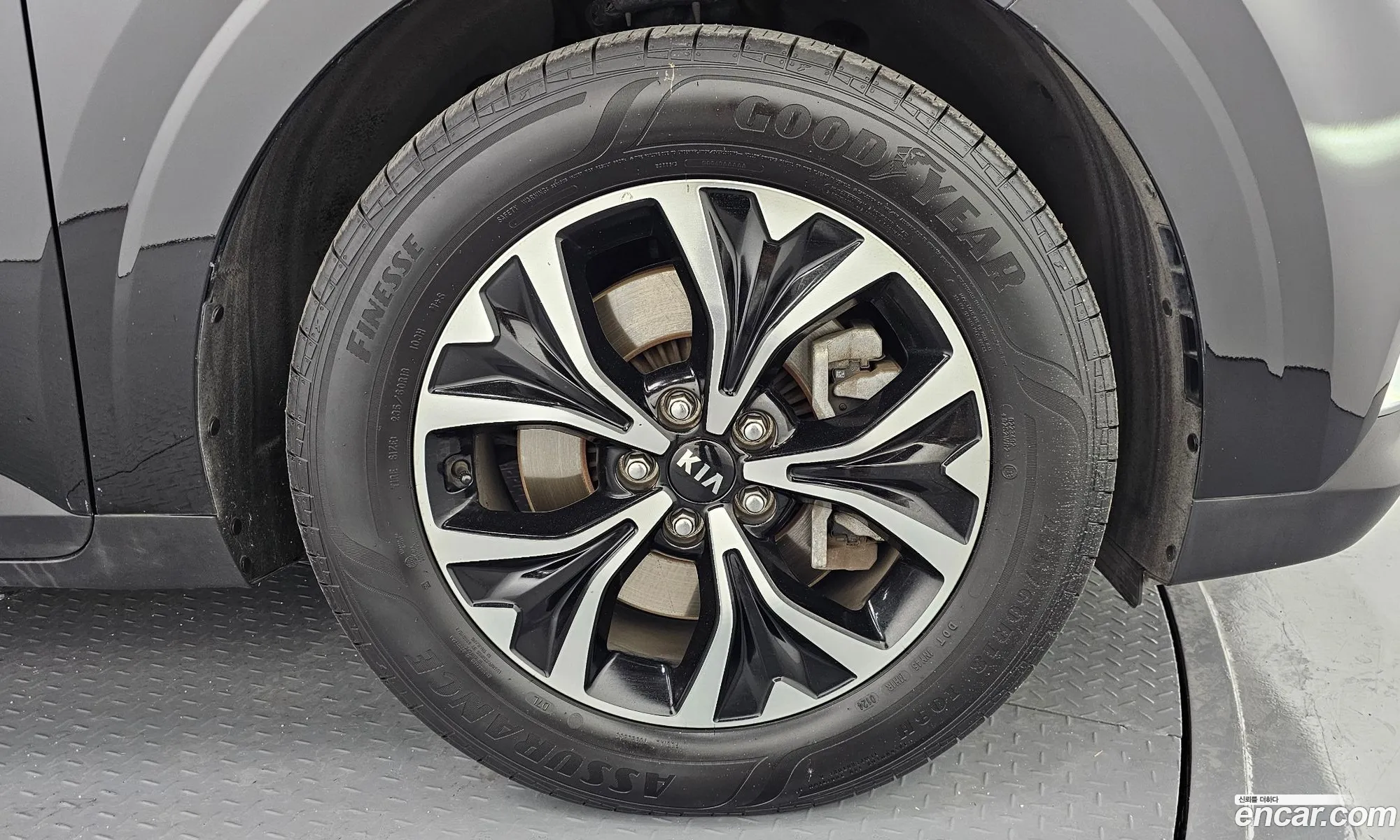 Kia Carnival 2020 — 15