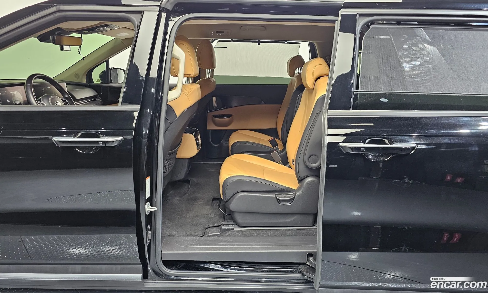 Kia Carnival 2020 — 8
