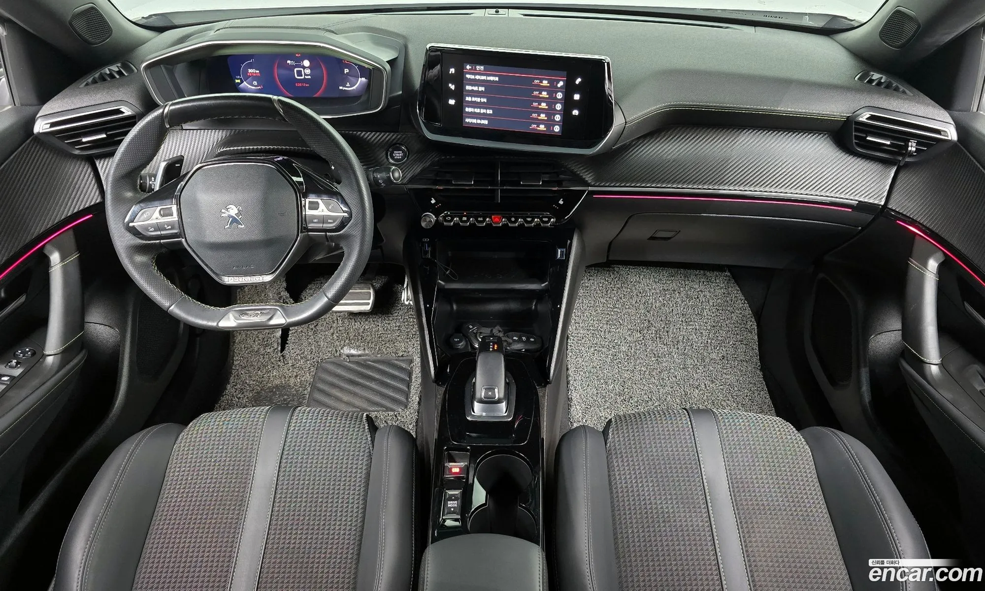 Peugeot 2008 2021 — 18