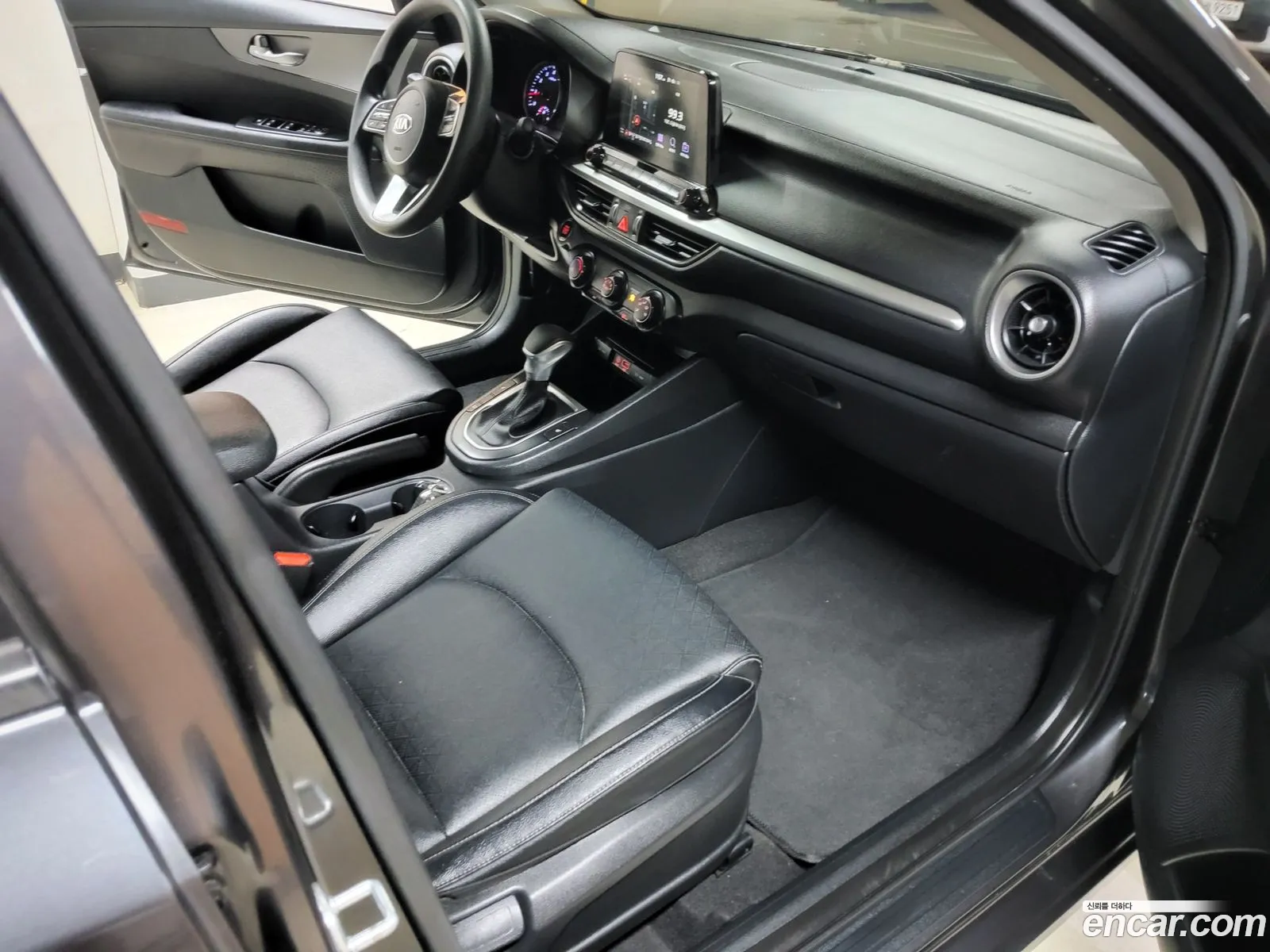 Kia K3 2018 — 12