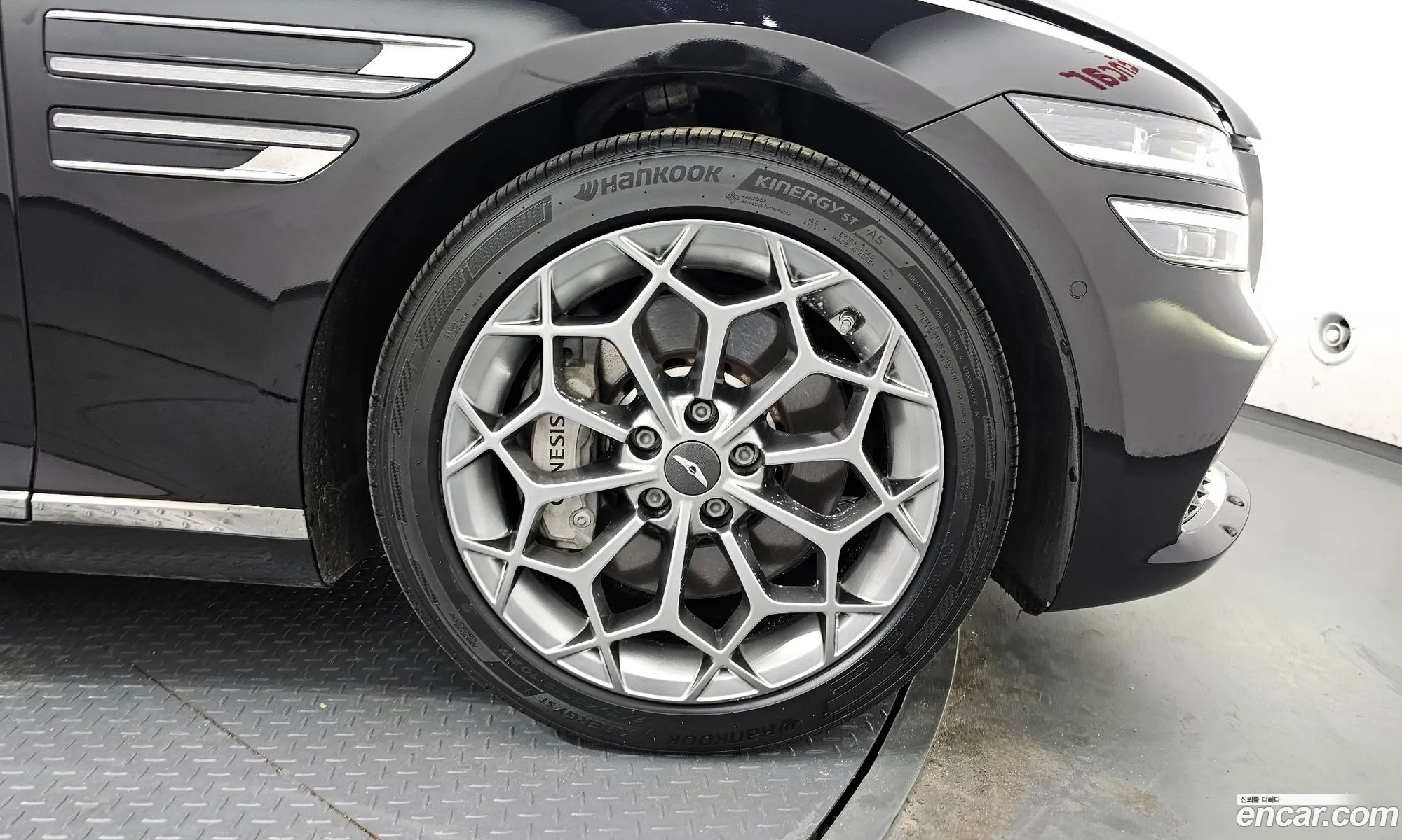 Genesis G80 2022 KMTGB41CDNU142374 — 13