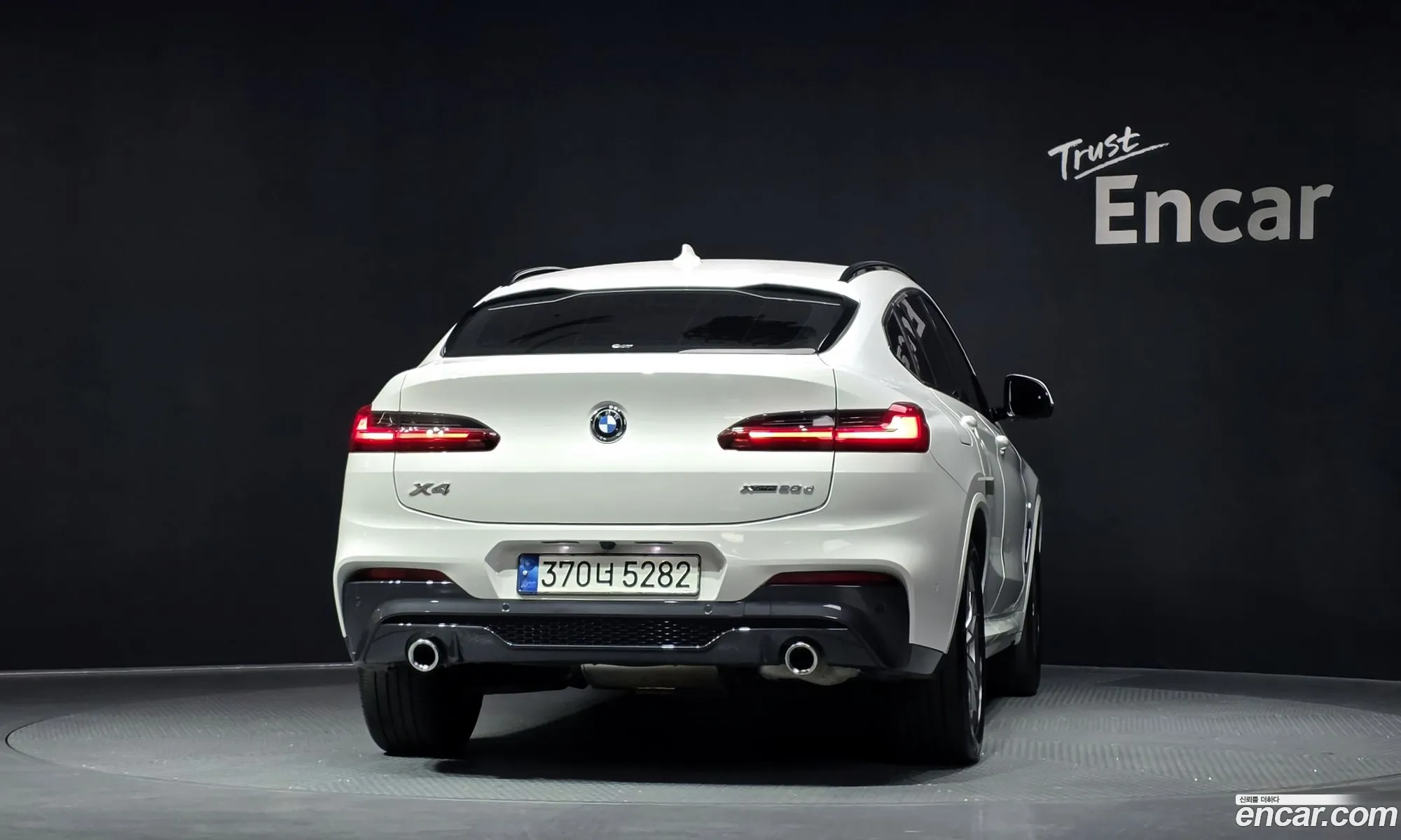 BMW X4 2021 WBAVJ9100M9H61649 — 9