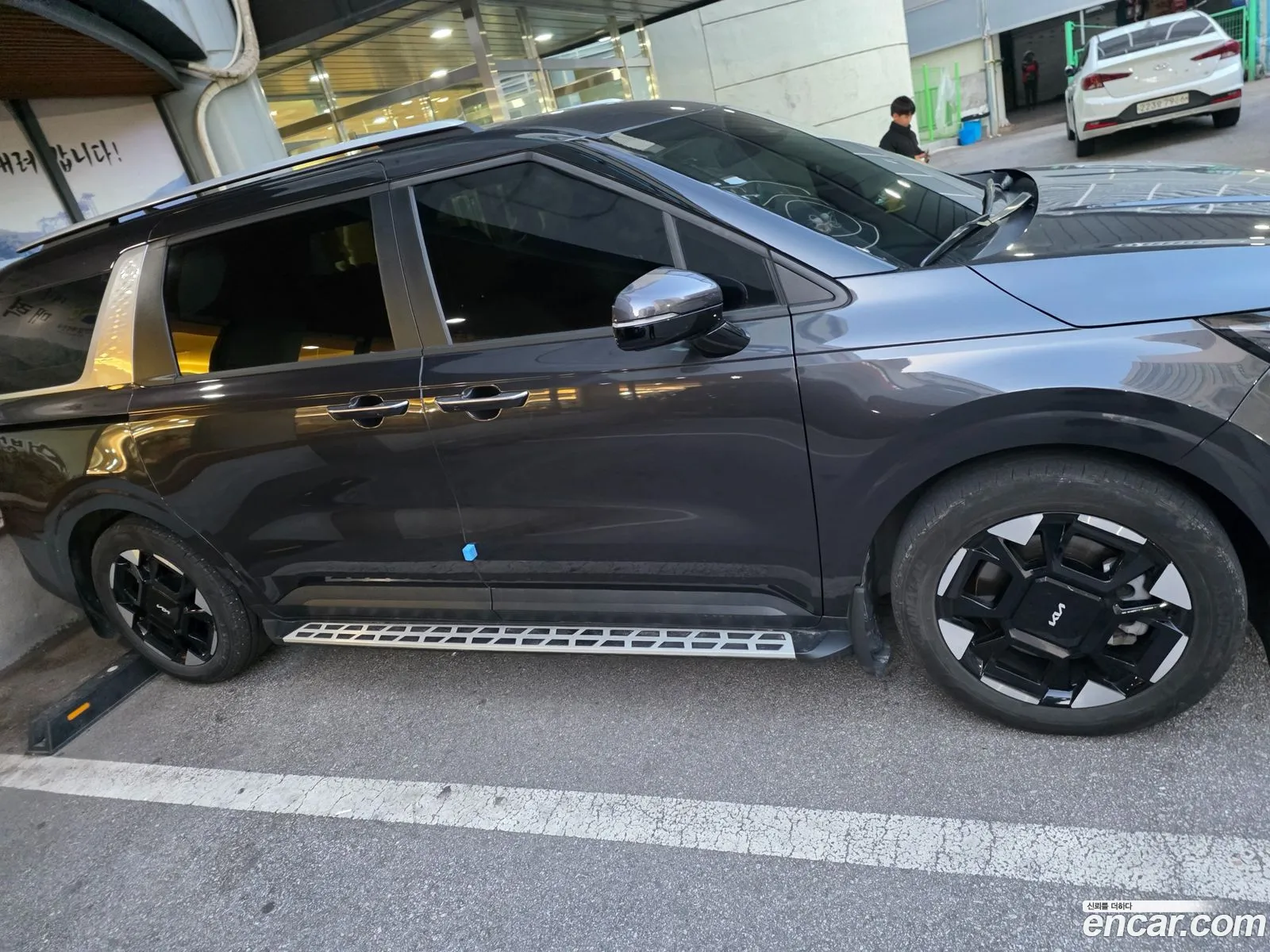 Kia Carnival 2024 — 4