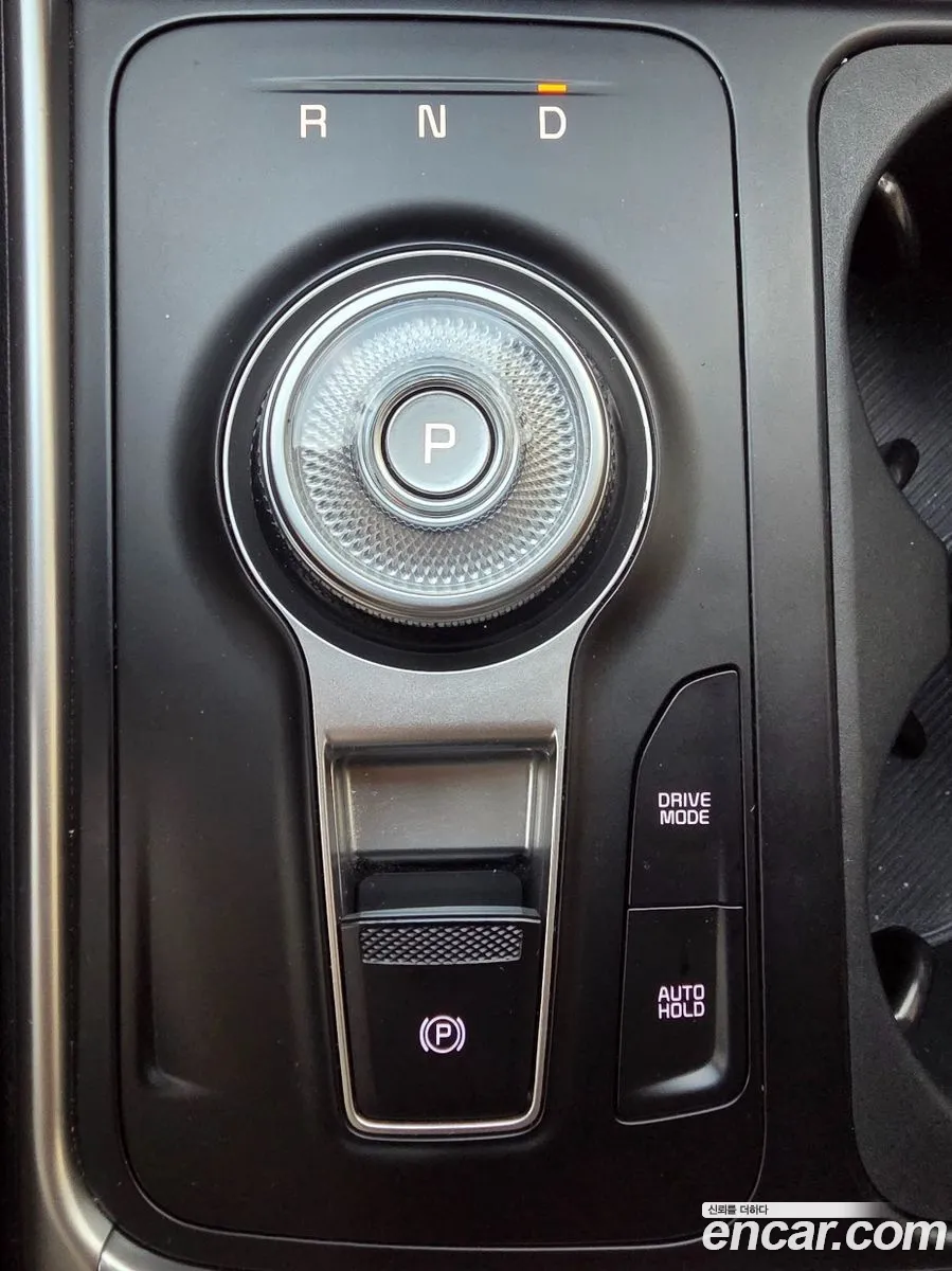 Kia Carnival 2024 — 9